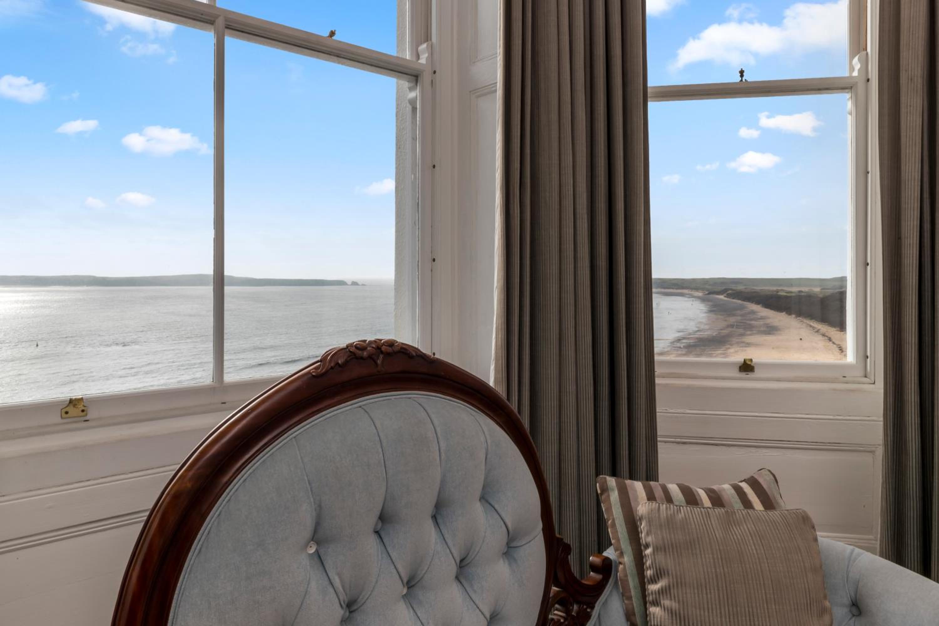Deluxe Double Room with View - Photo 27