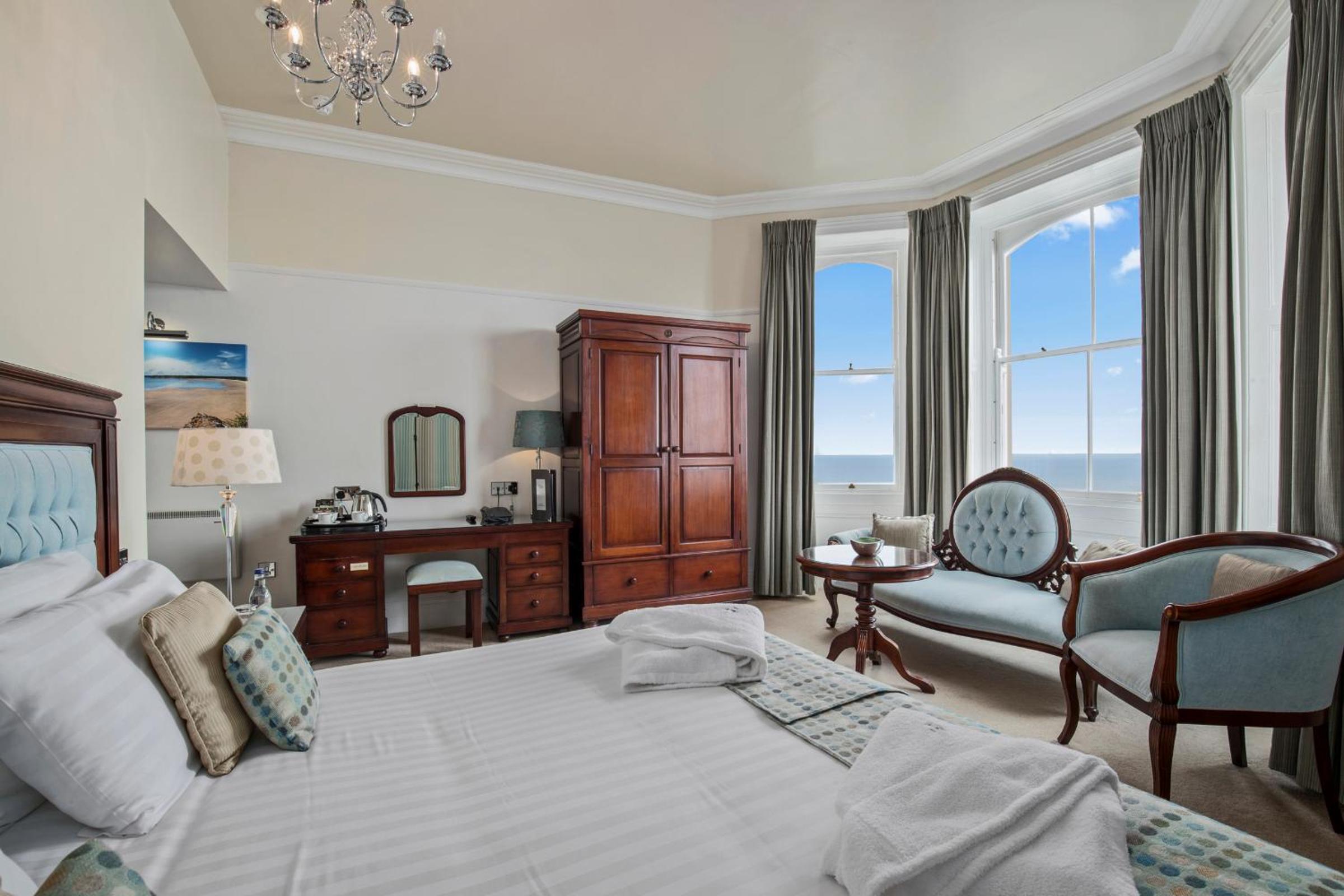 Deluxe Double Room with View - Photo 2