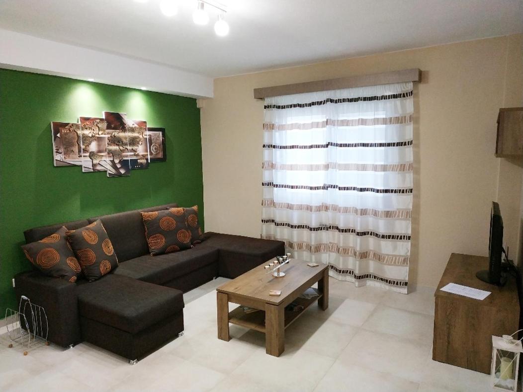 Two-Bedroom Apartment - Photo 20