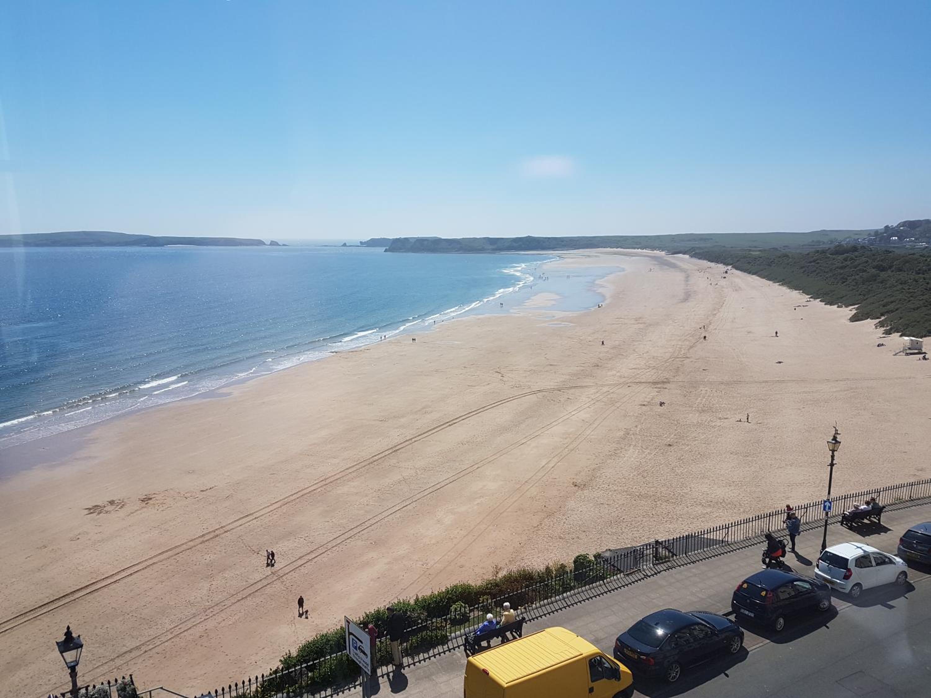 Deluxe Double Room with View - Photo 17