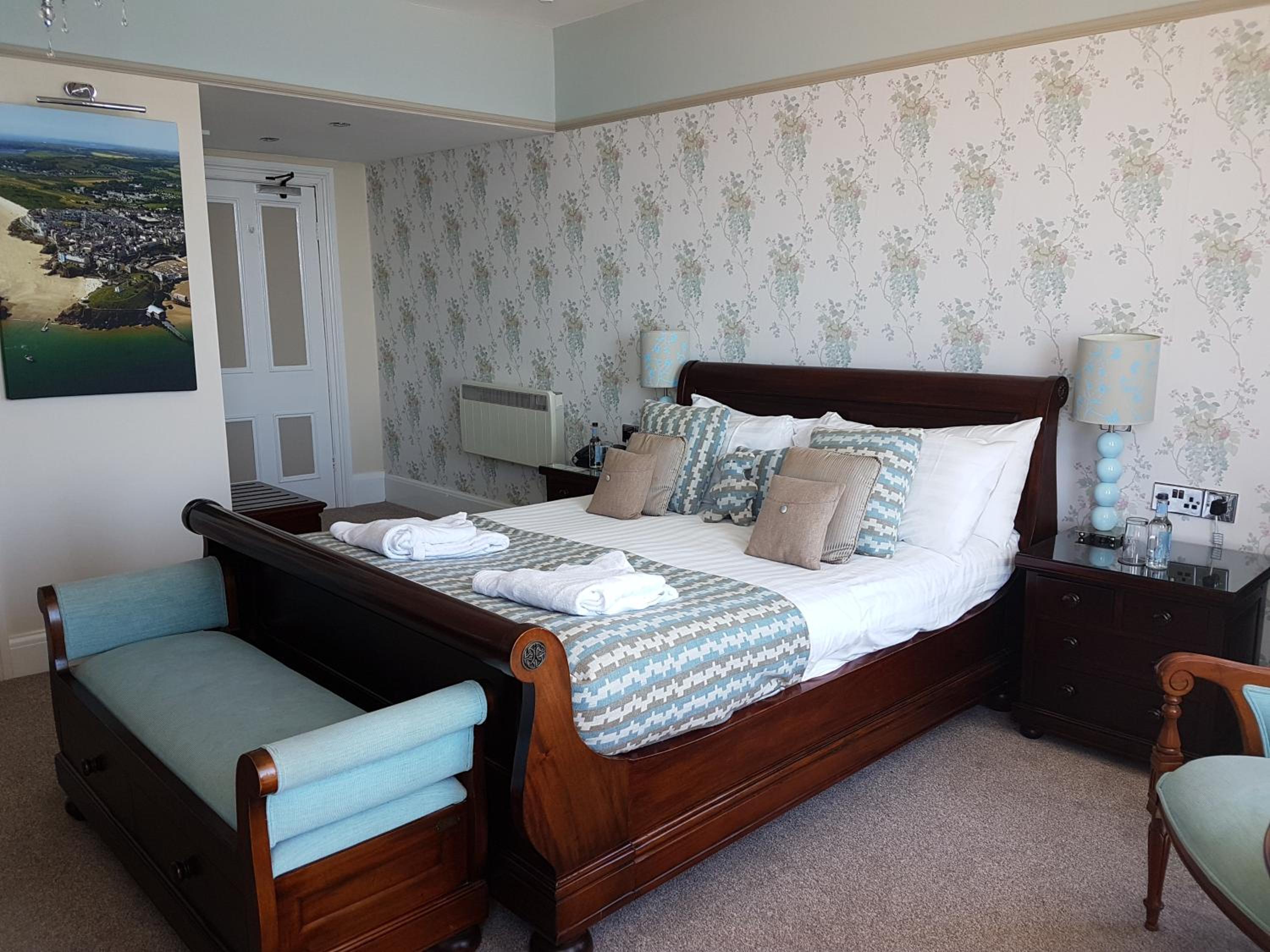 Deluxe Double Room with View - Photo 18
