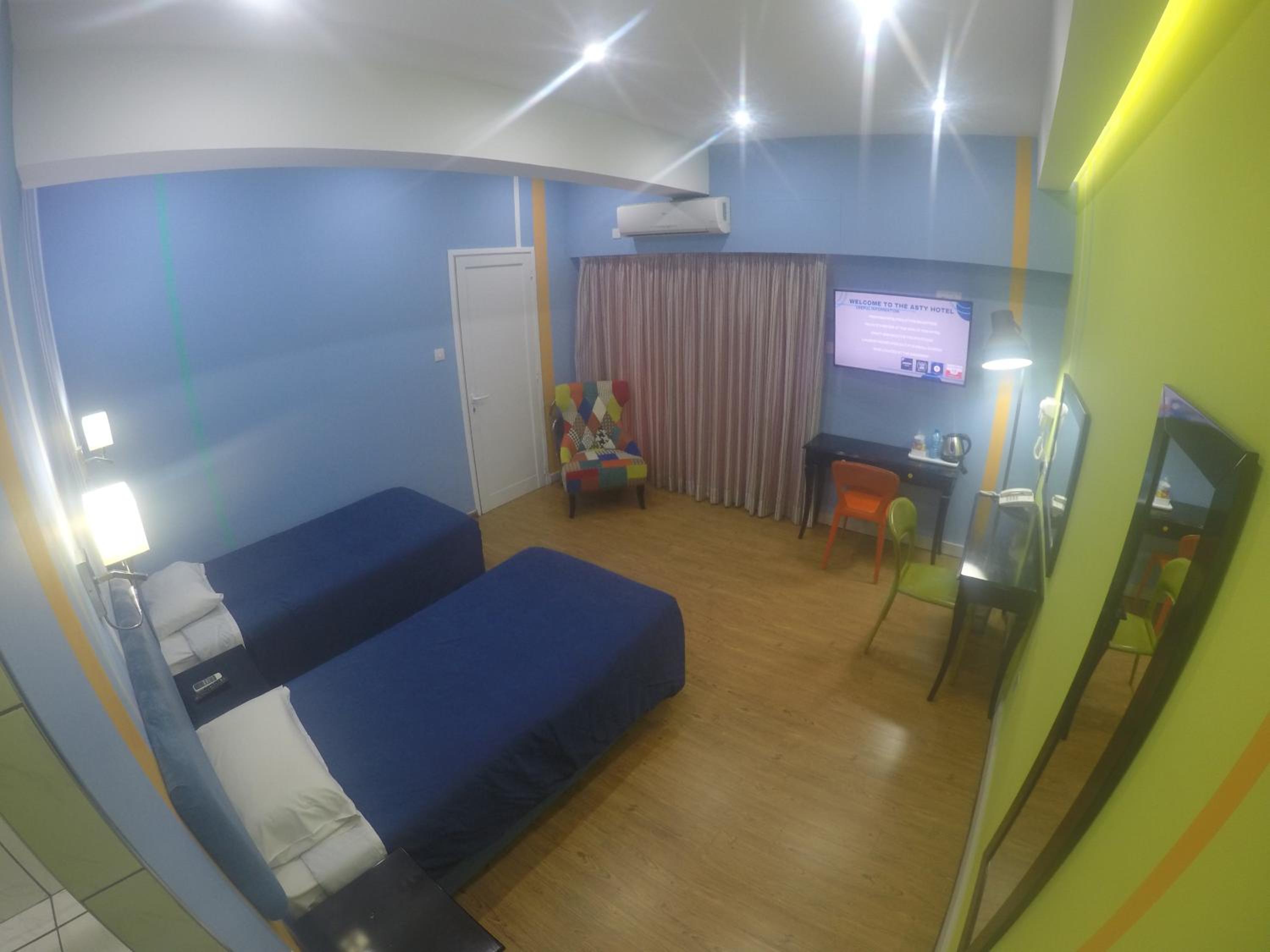 Executive Room - Photo 4