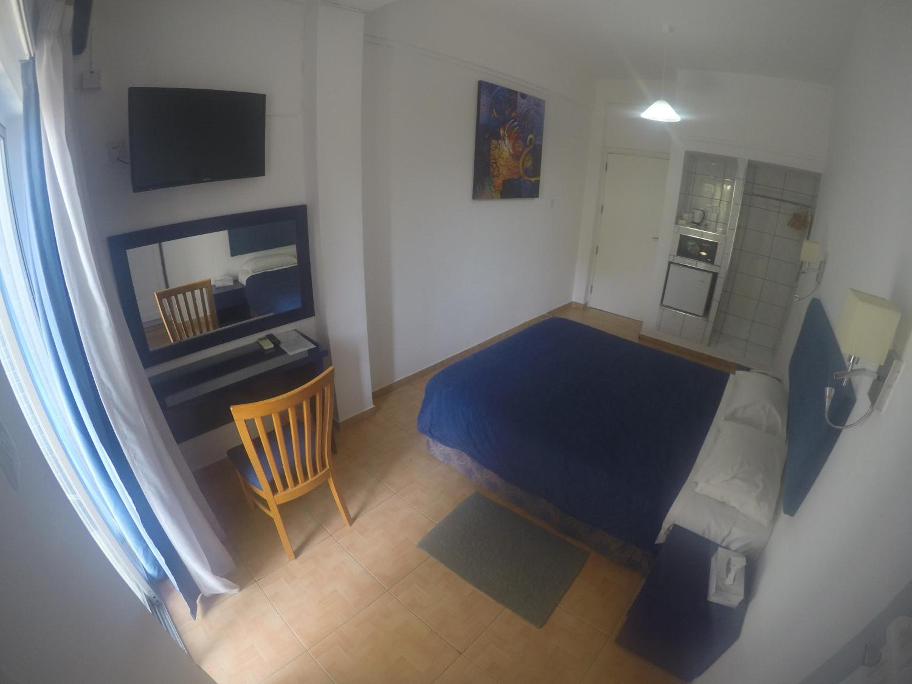 Double Room - Photo 1