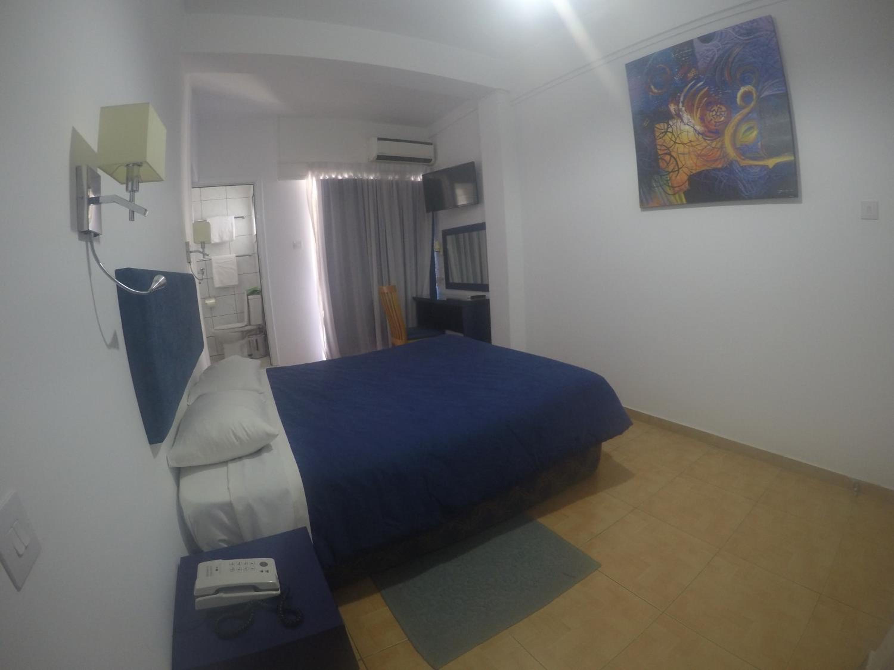 Double Room - Photo 14