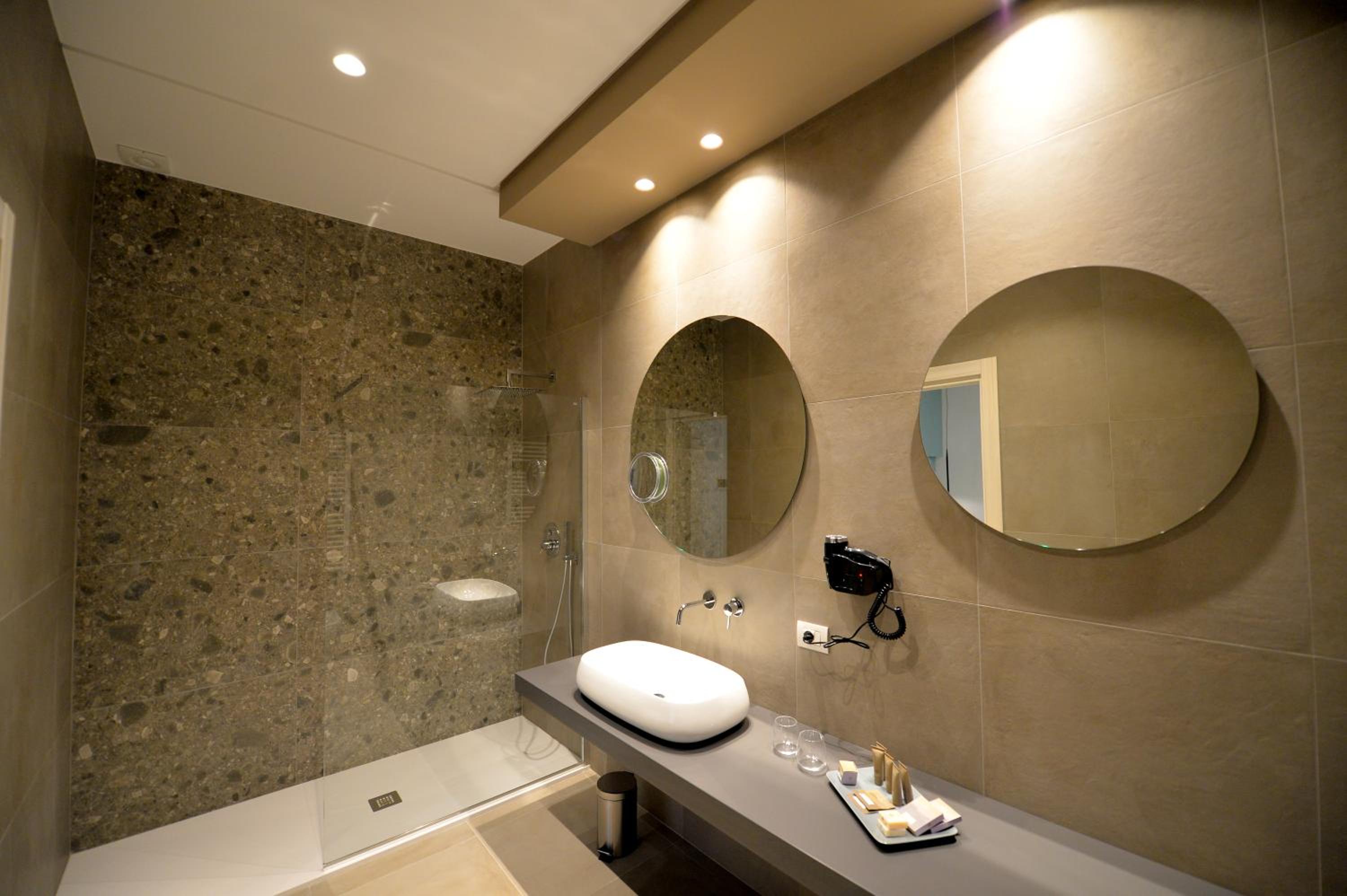 Double Room with Balcony photo 2