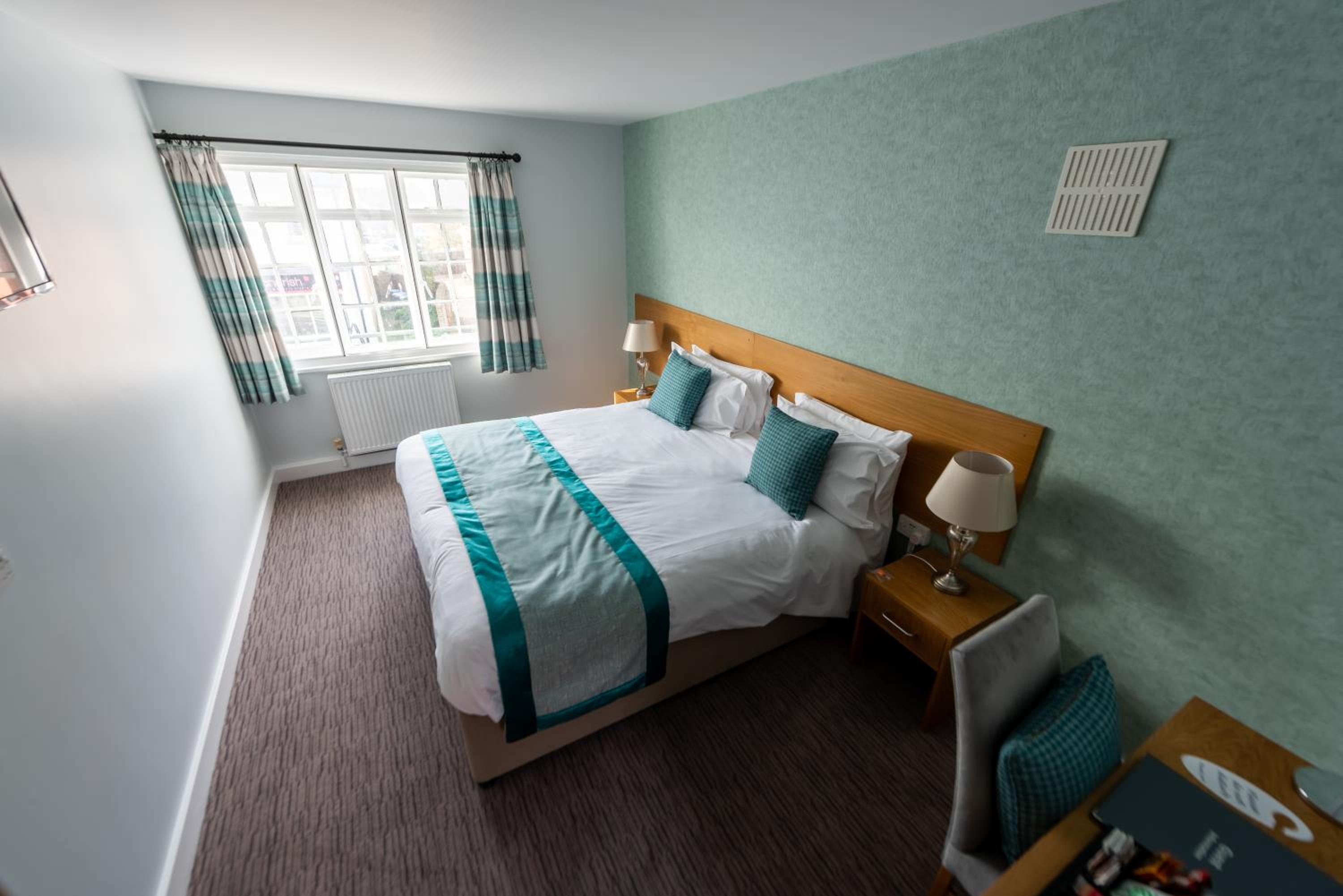 Double or Twin Room with Shower photo 3