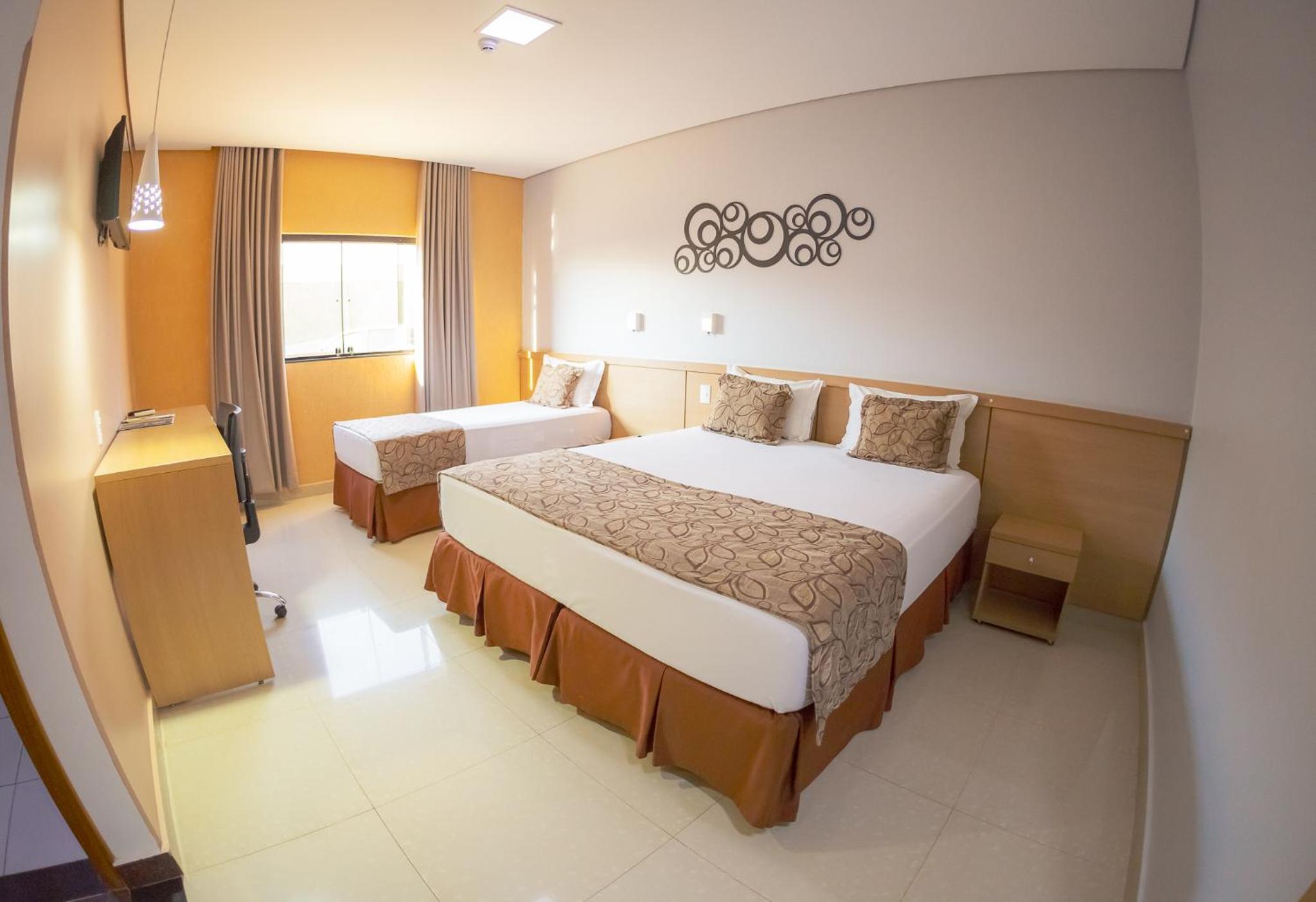 Standard Queen Room - Photo 5