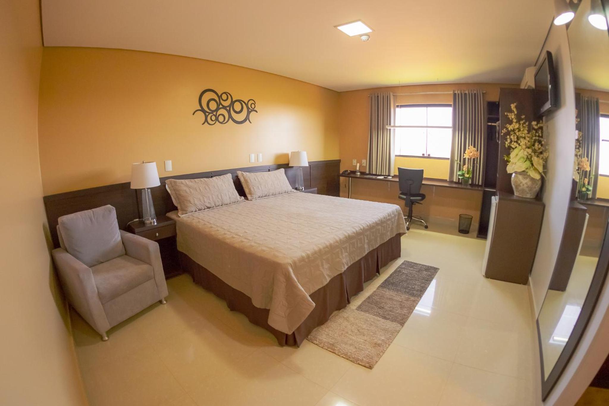 Deluxe Room - Photo 6