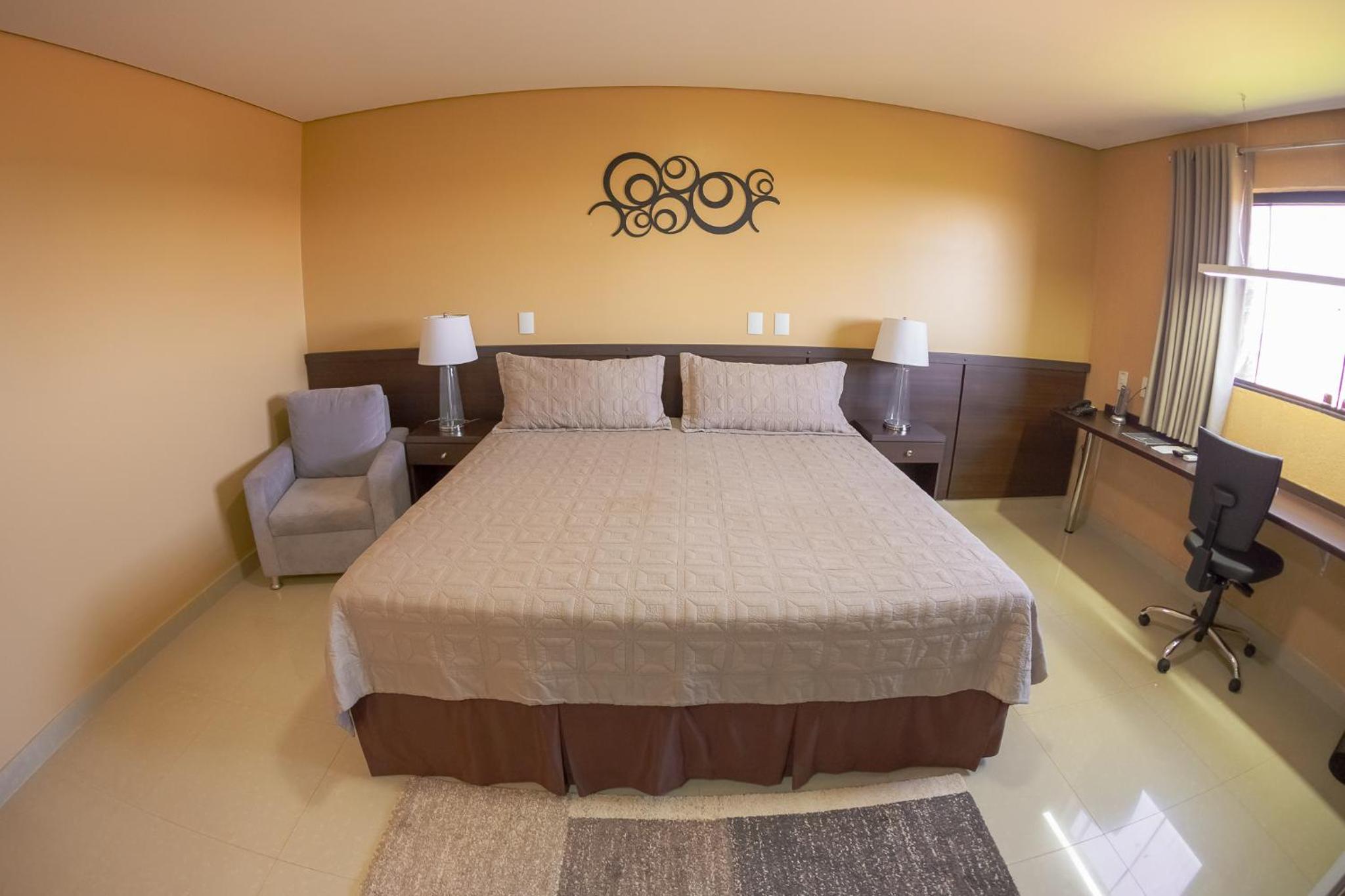 Deluxe Room - Photo 8