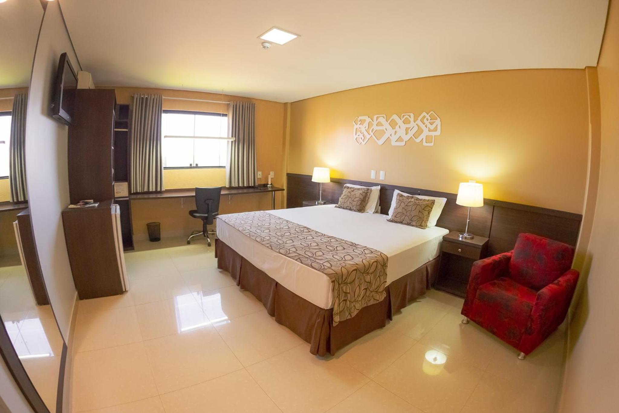 Deluxe Room - Photo 19