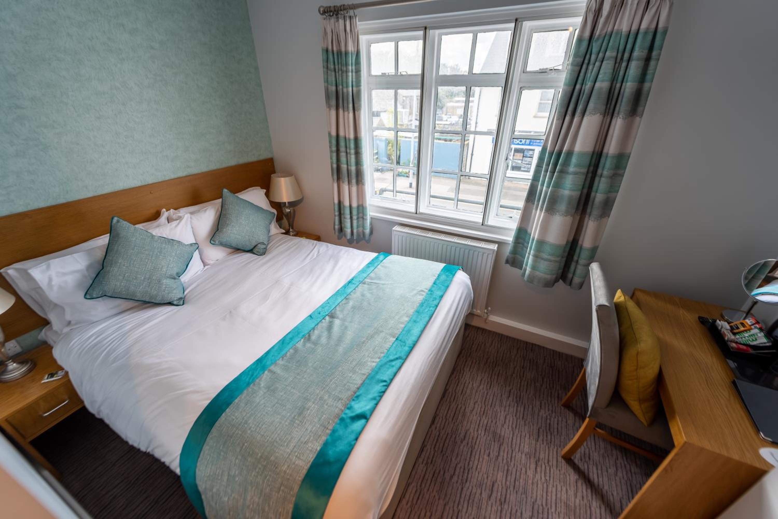 Double Room with Private Bathroom photo 3