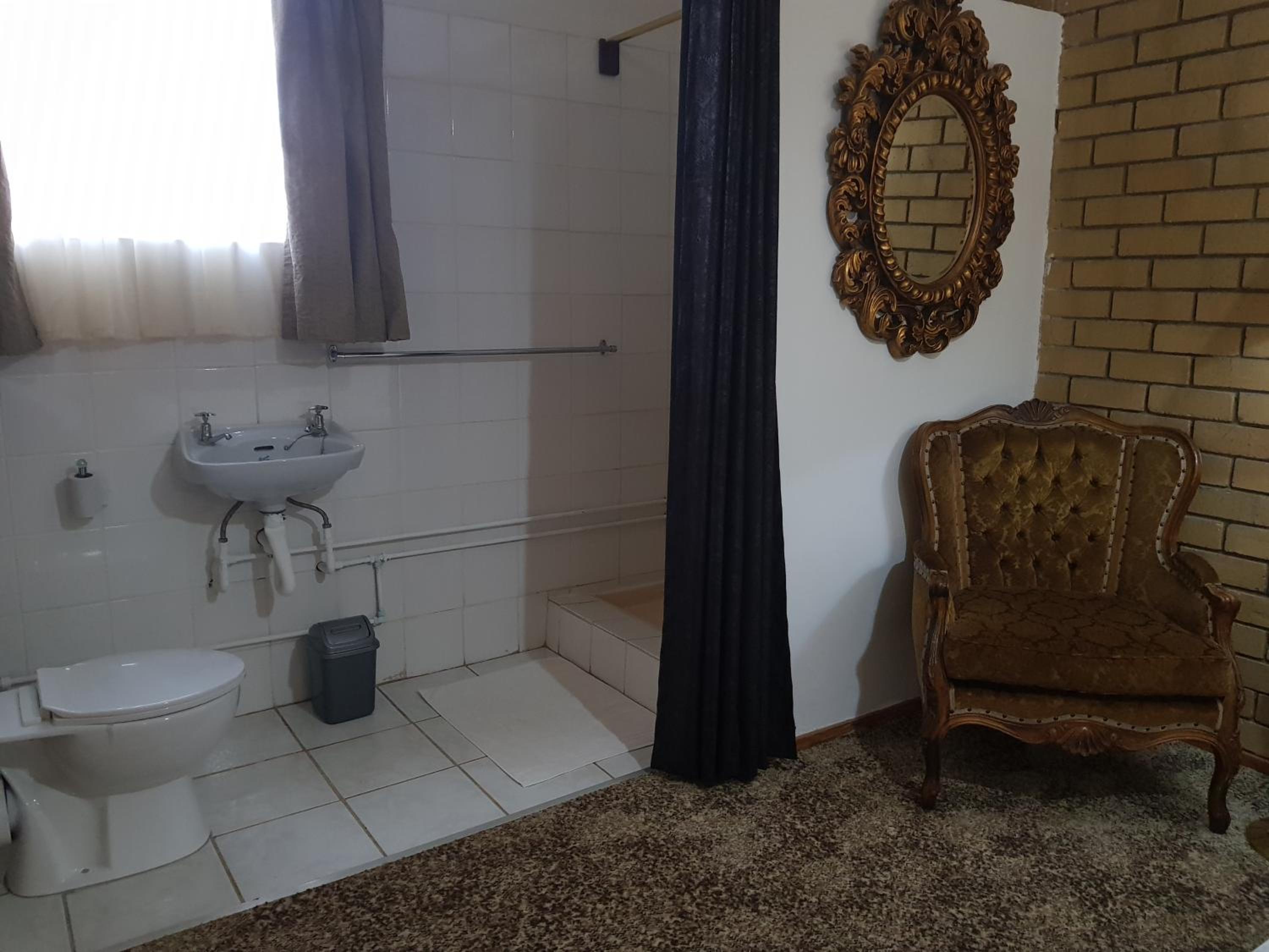  Double Room - Photo 8