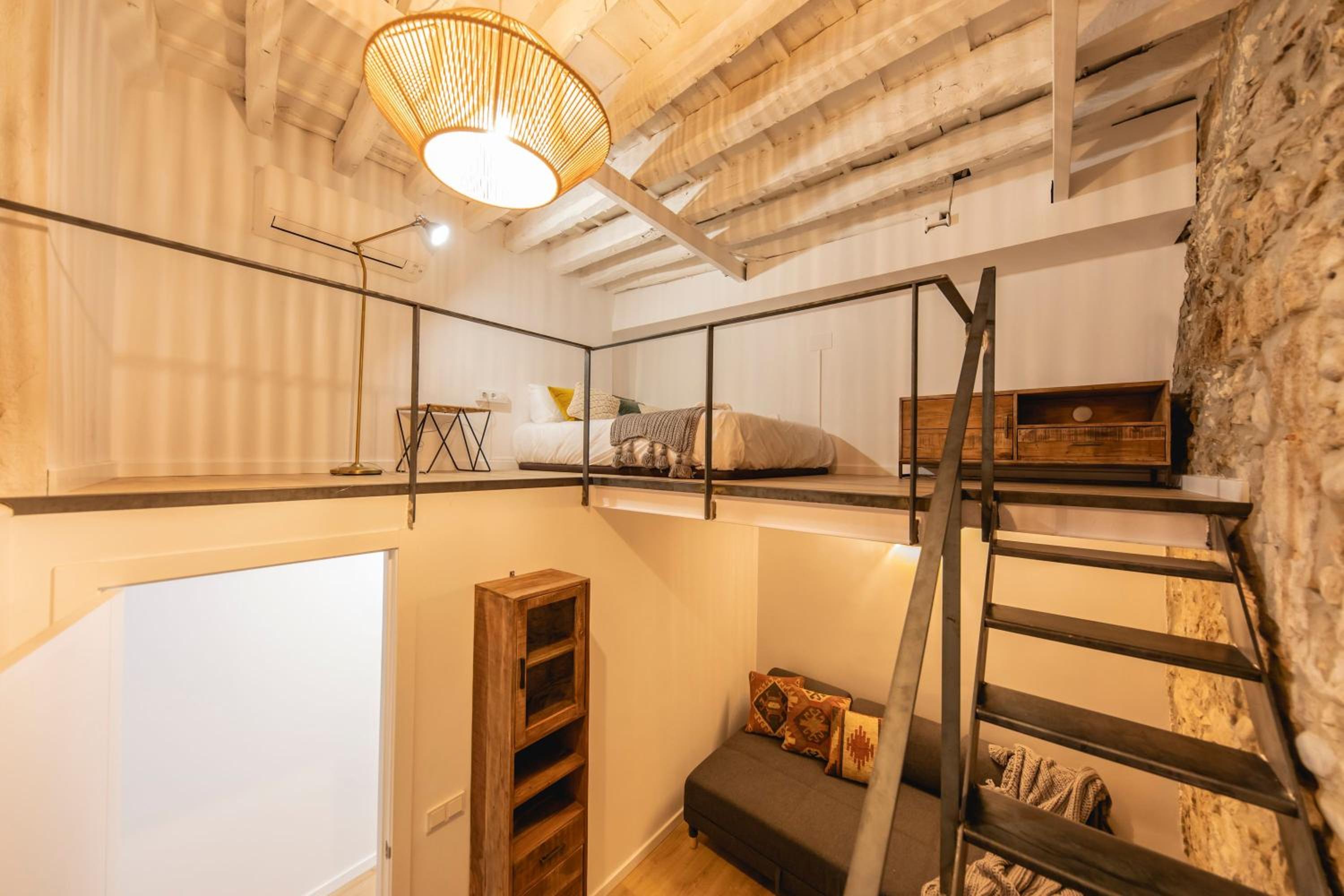 Two-Bedroom Apartment - Photo 23