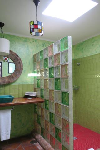 Double or Twin Room - Photo 8