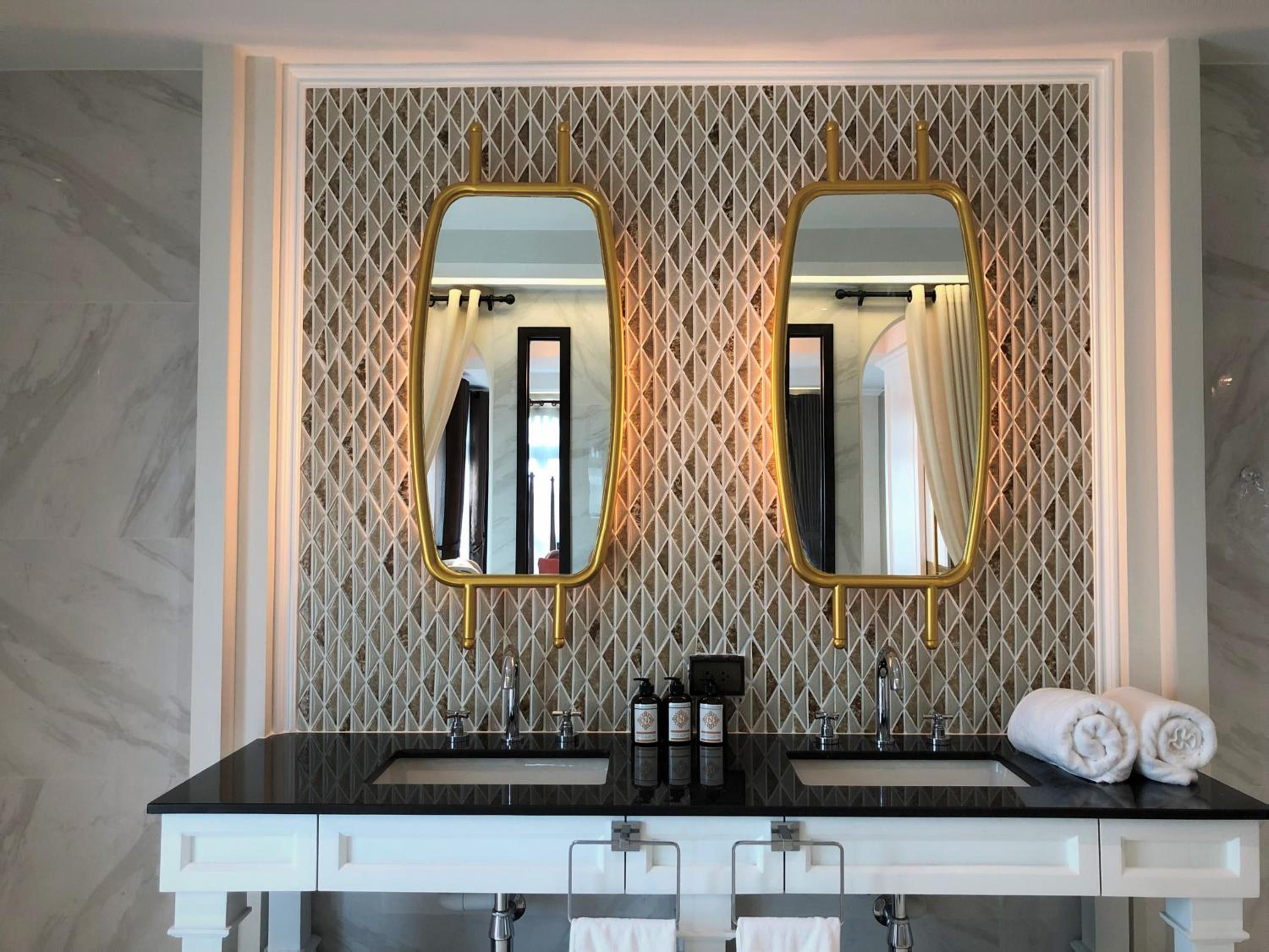 King Room with Spa Bath - Photo 28