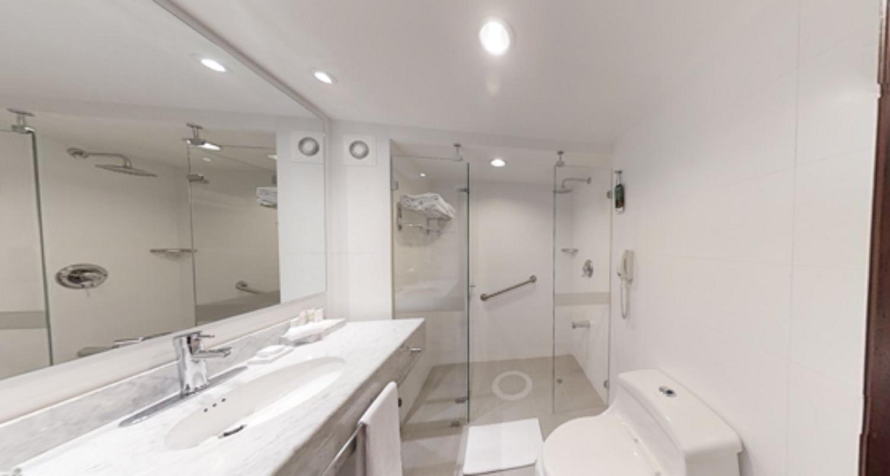 Standard Queen Room - Photo 2