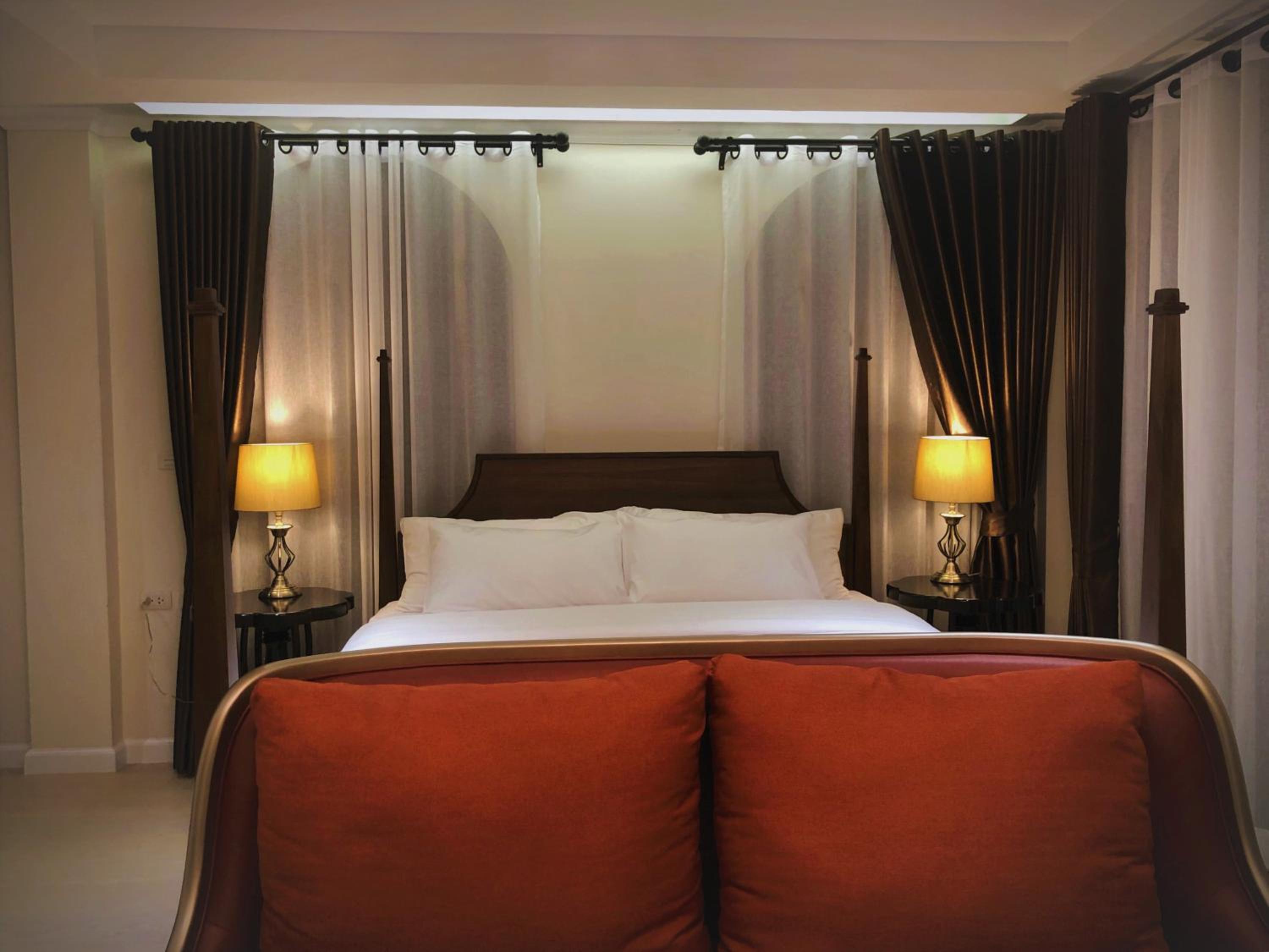 King Room with Spa Bath - Photo 11