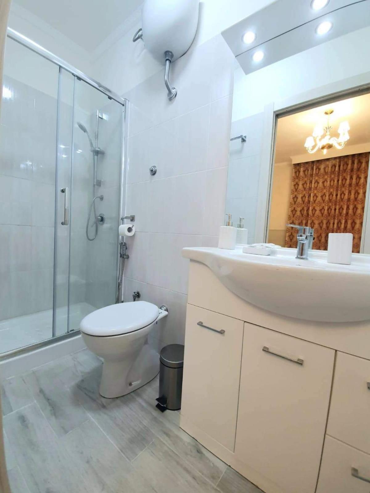Quintuple Room with Balcony photo 3