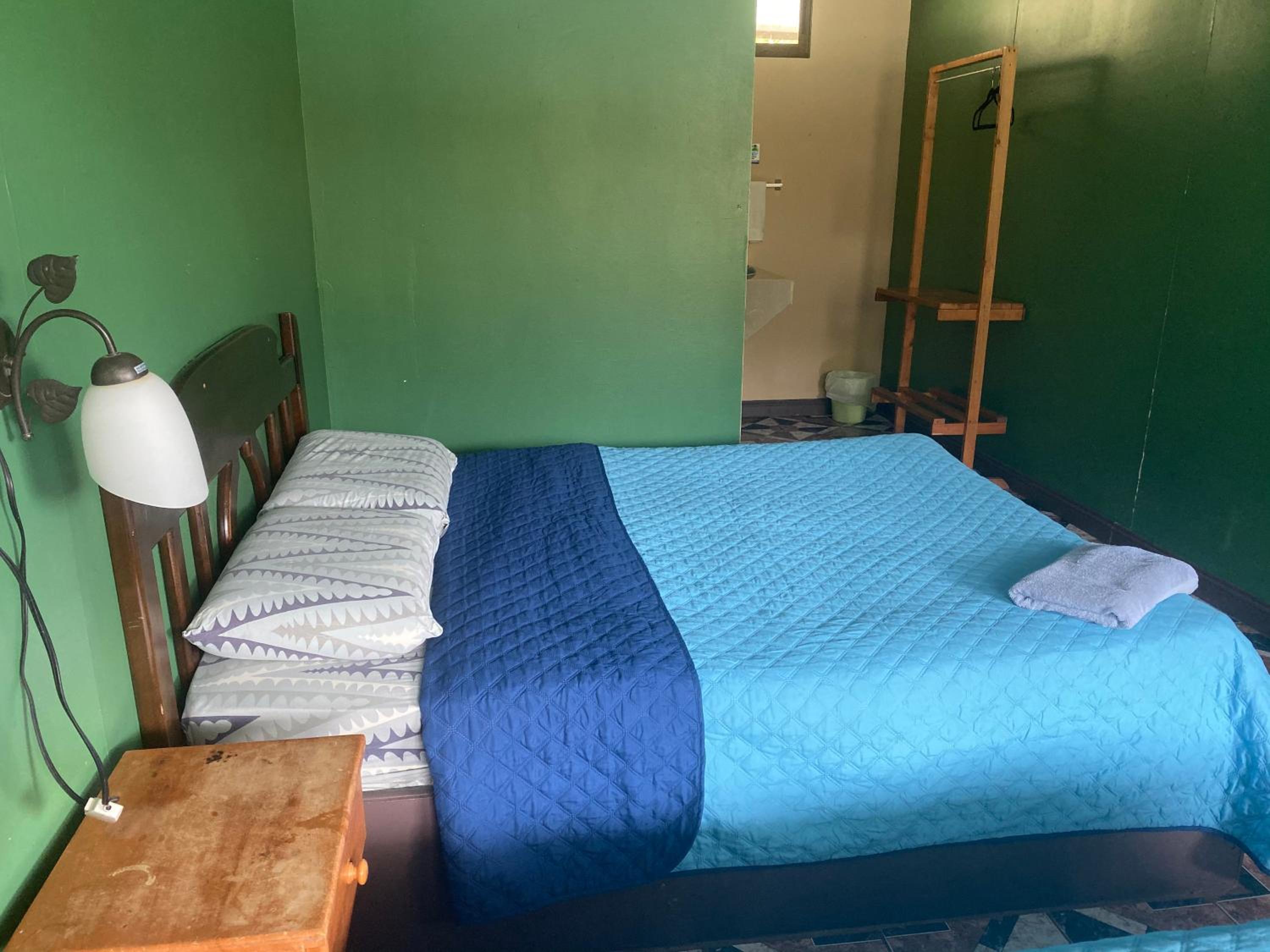 Single Room with Private Bathroom photo 3