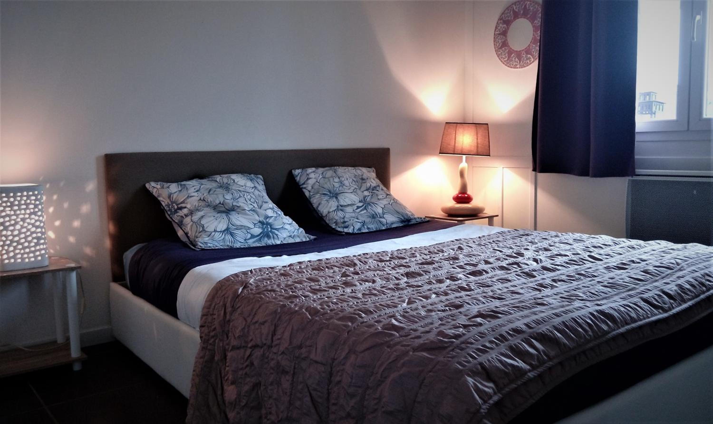 One-Bedroom House - Photo 7