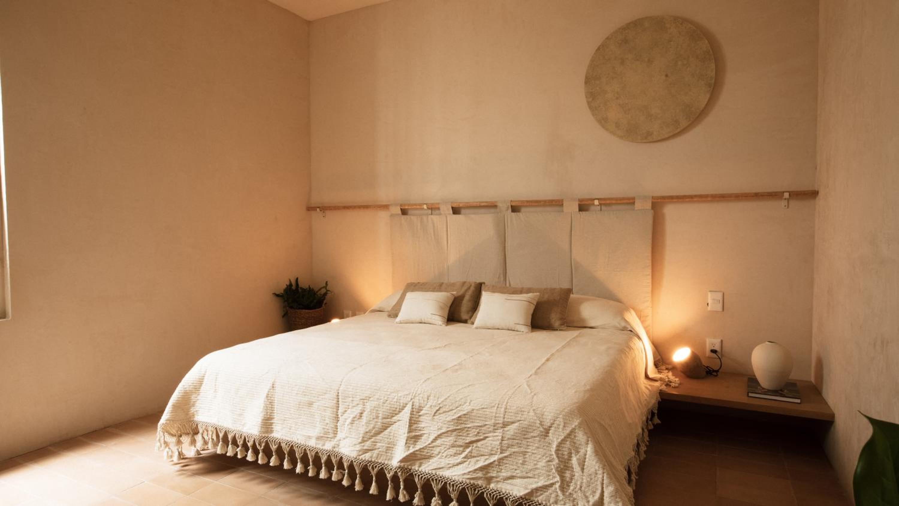 Standard Double Room - Photo 9