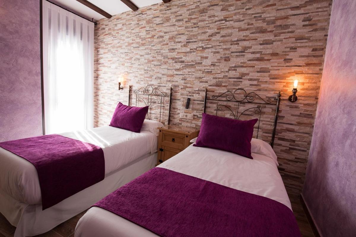 Habitación Doble con Baño Privado