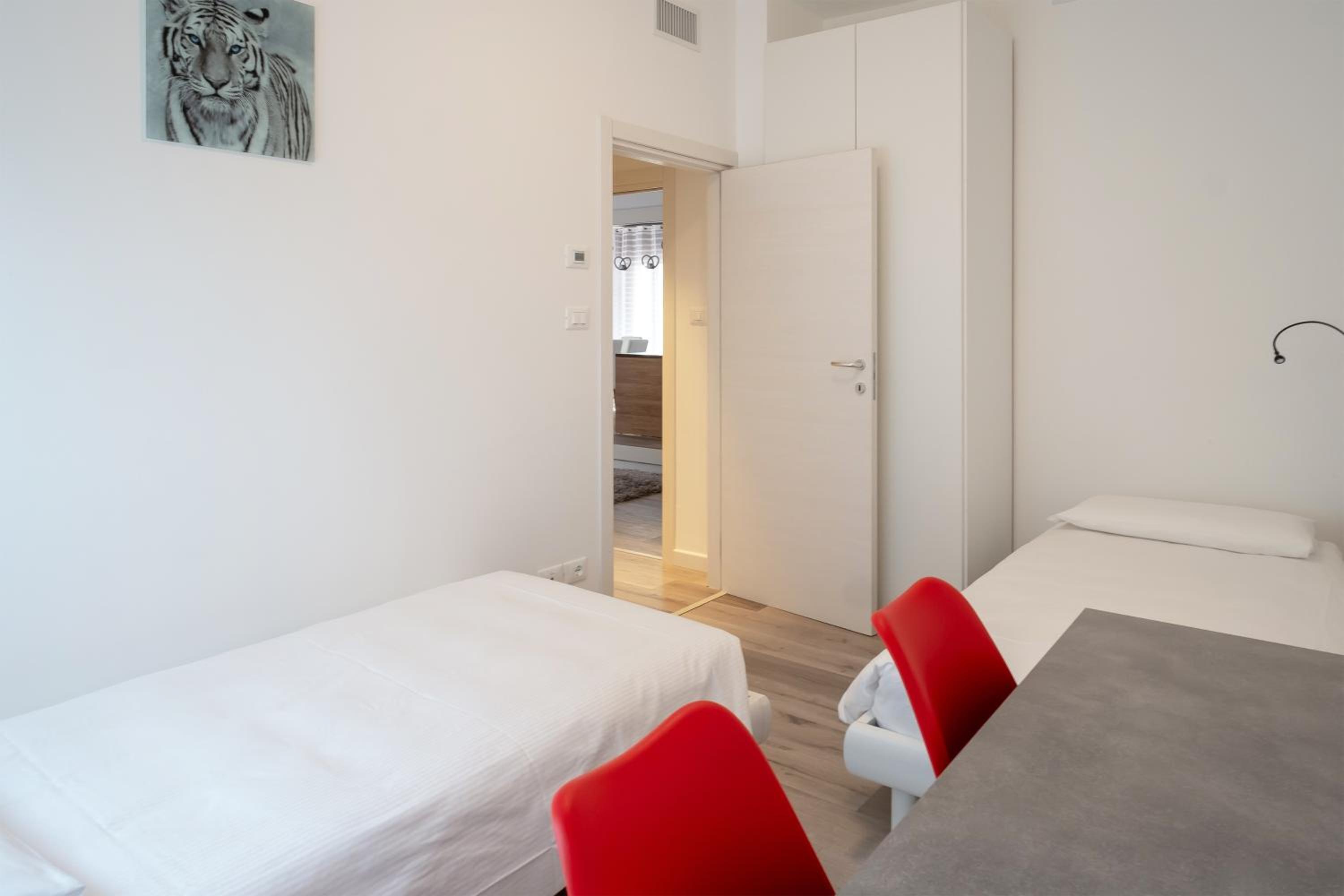 Three-Bedroom Apartment - Photo 5