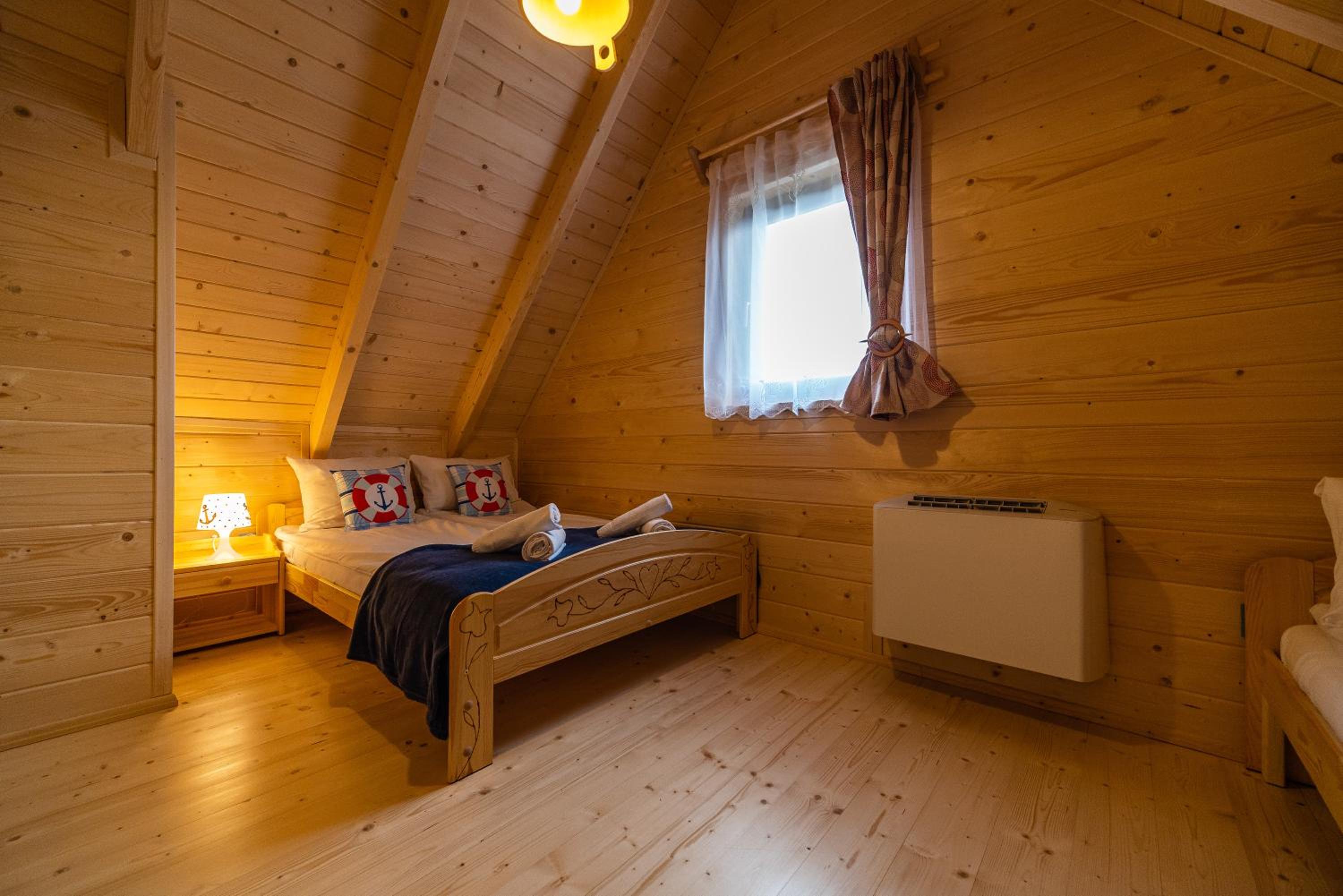Two-Bedroom Chalet - Photo 9