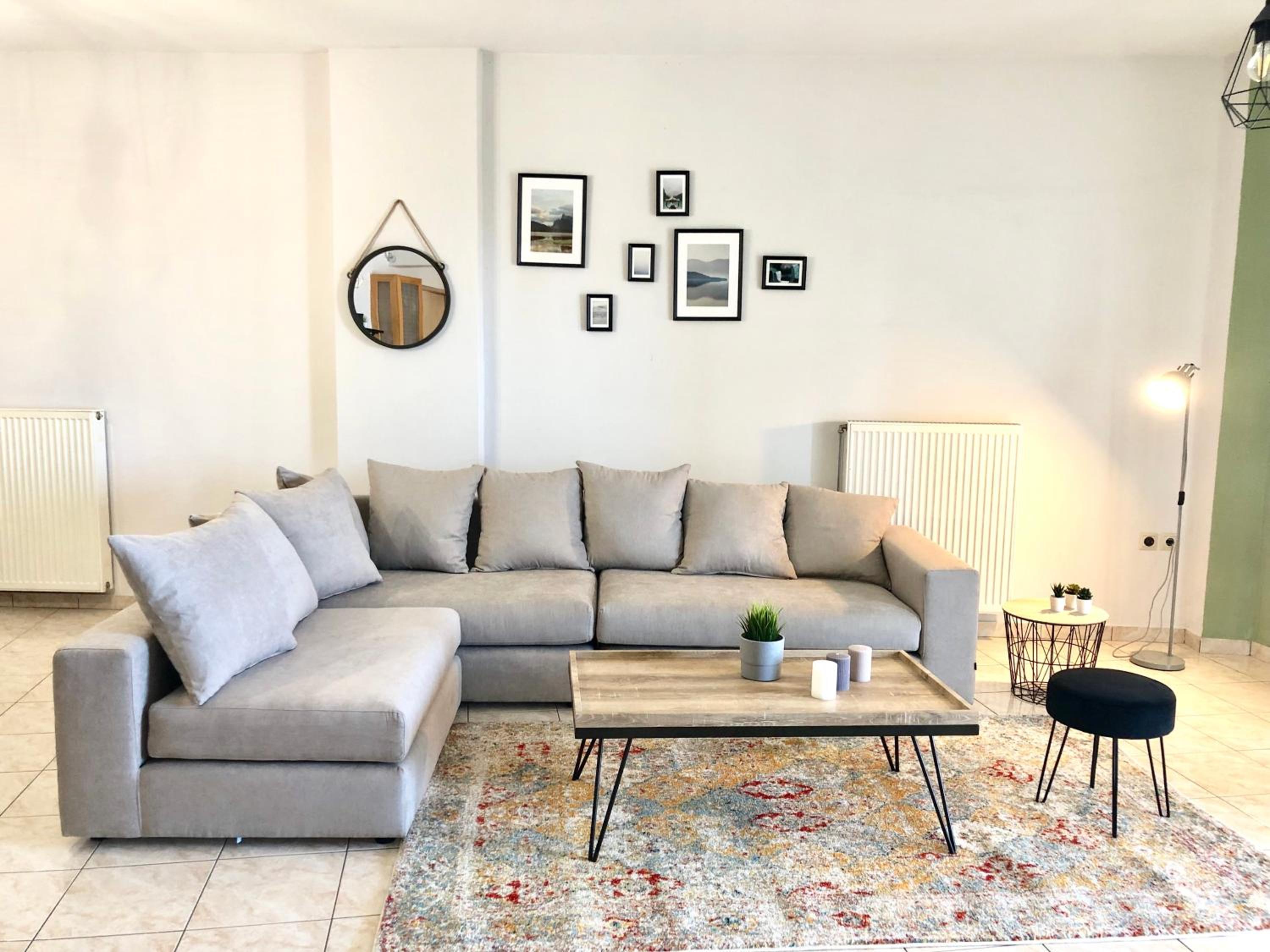 Deluxe Apartment - Photo 2