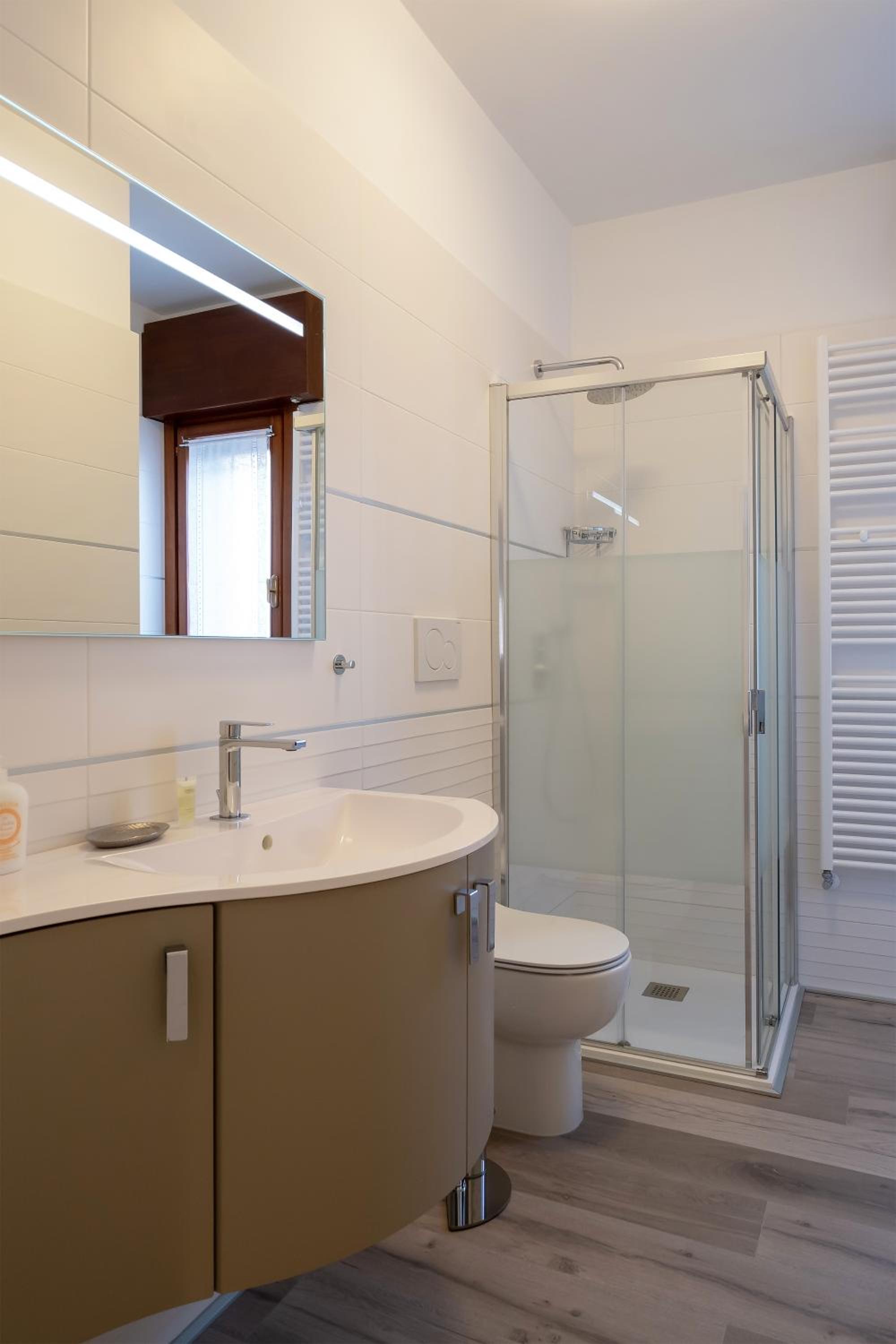 Three-Bedroom Apartment - Photo 3