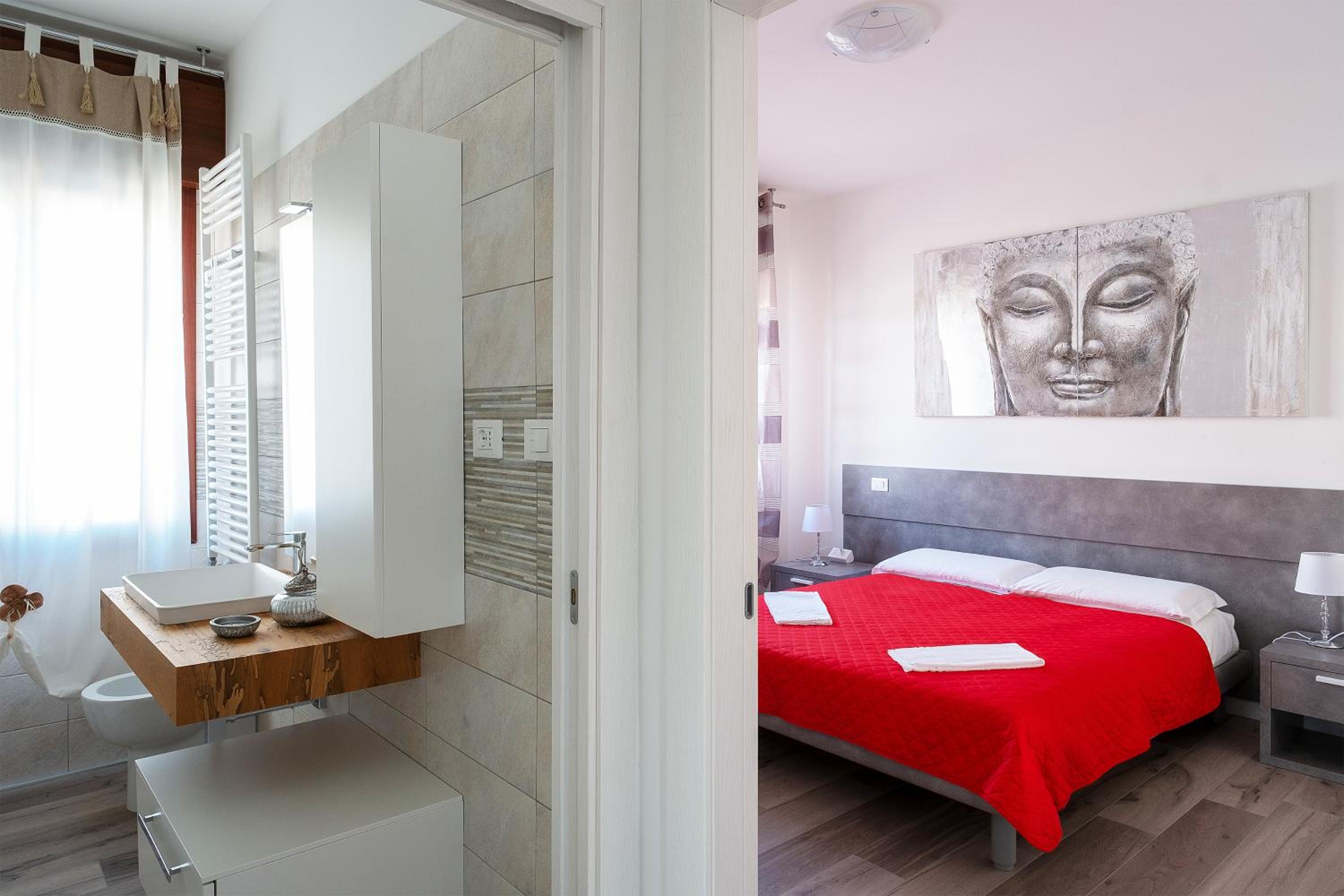 Three-Bedroom Apartment - Photo 7