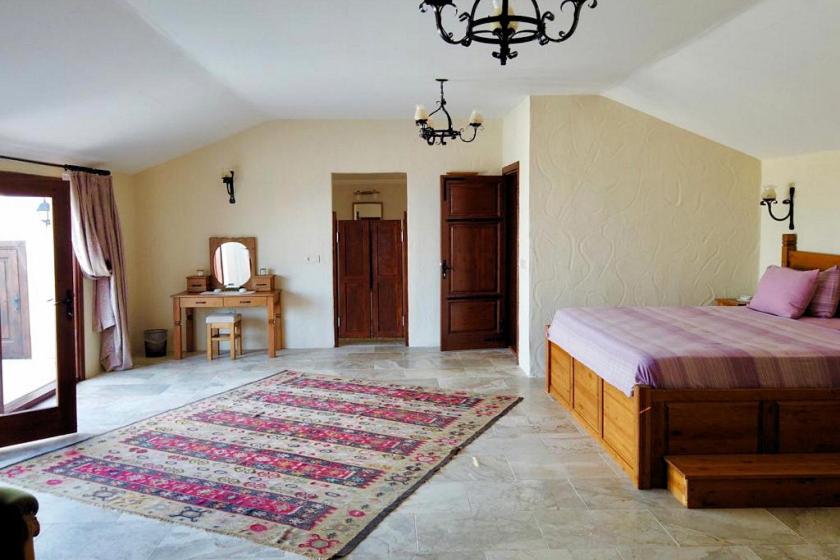 Suite with Terrace - Photo 5