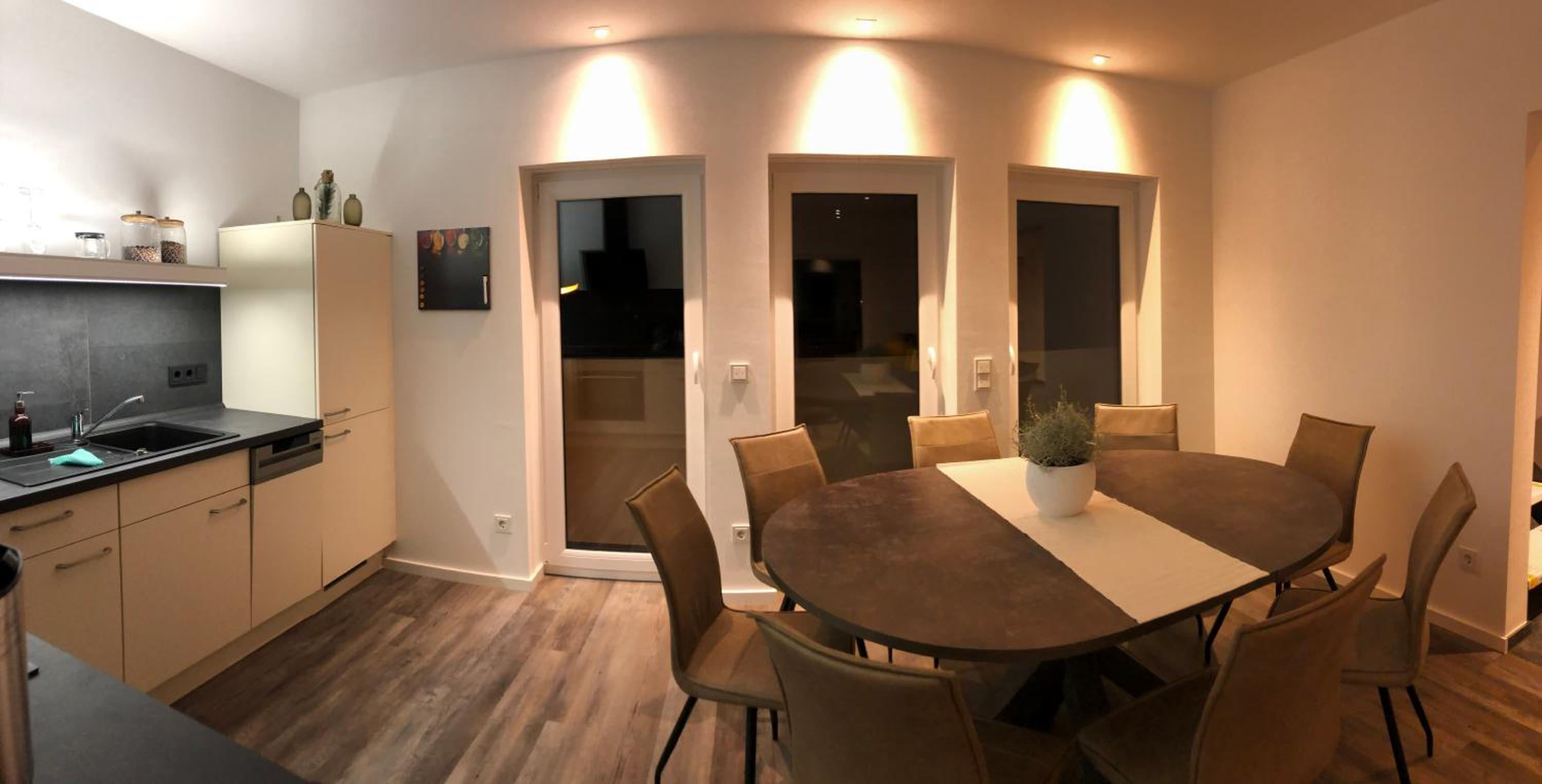 Three-Bedroom Apartment photo 3