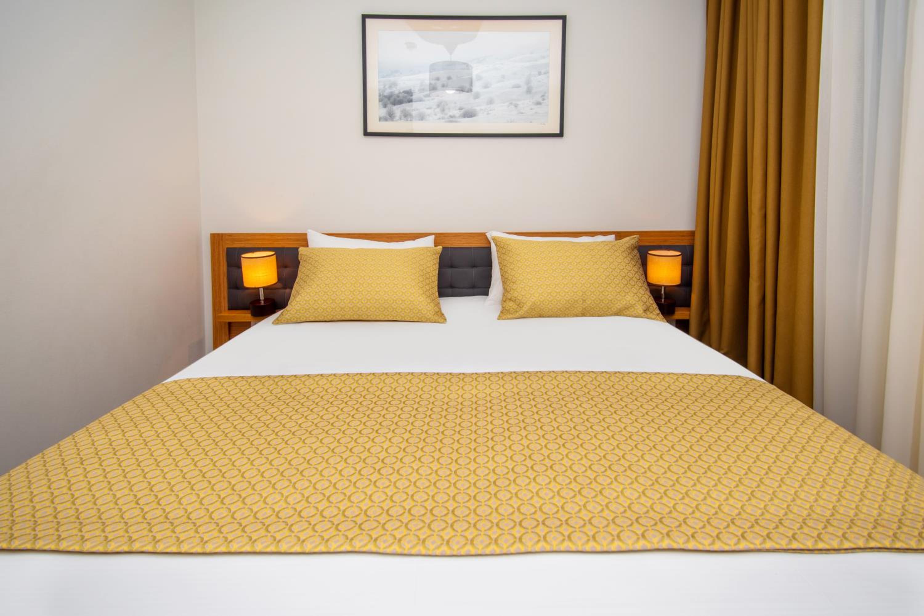 One-Bedroom Suite - Photo 1