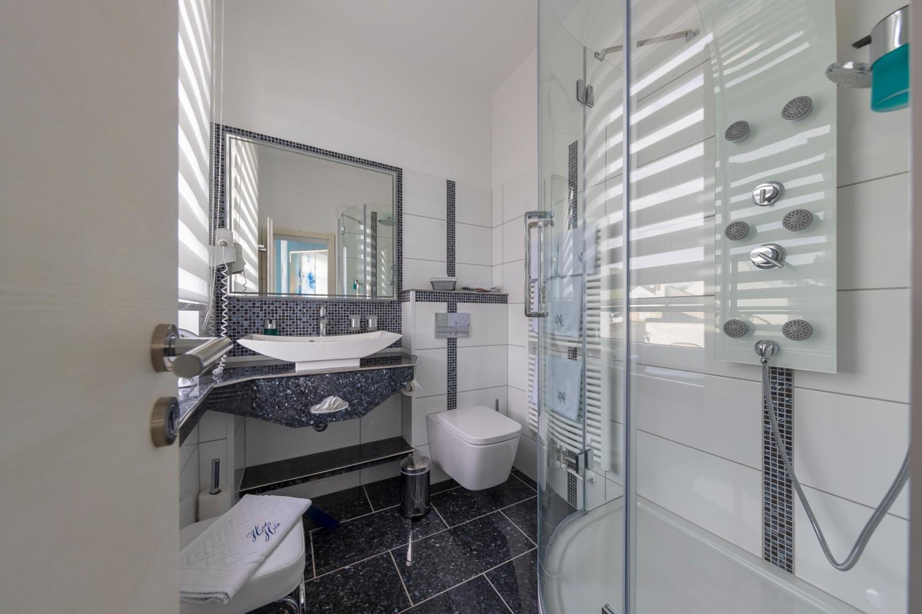 Superior Double Room - Photo 7