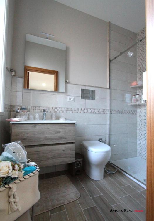 Double Room with Private Bathroom - Photo 8