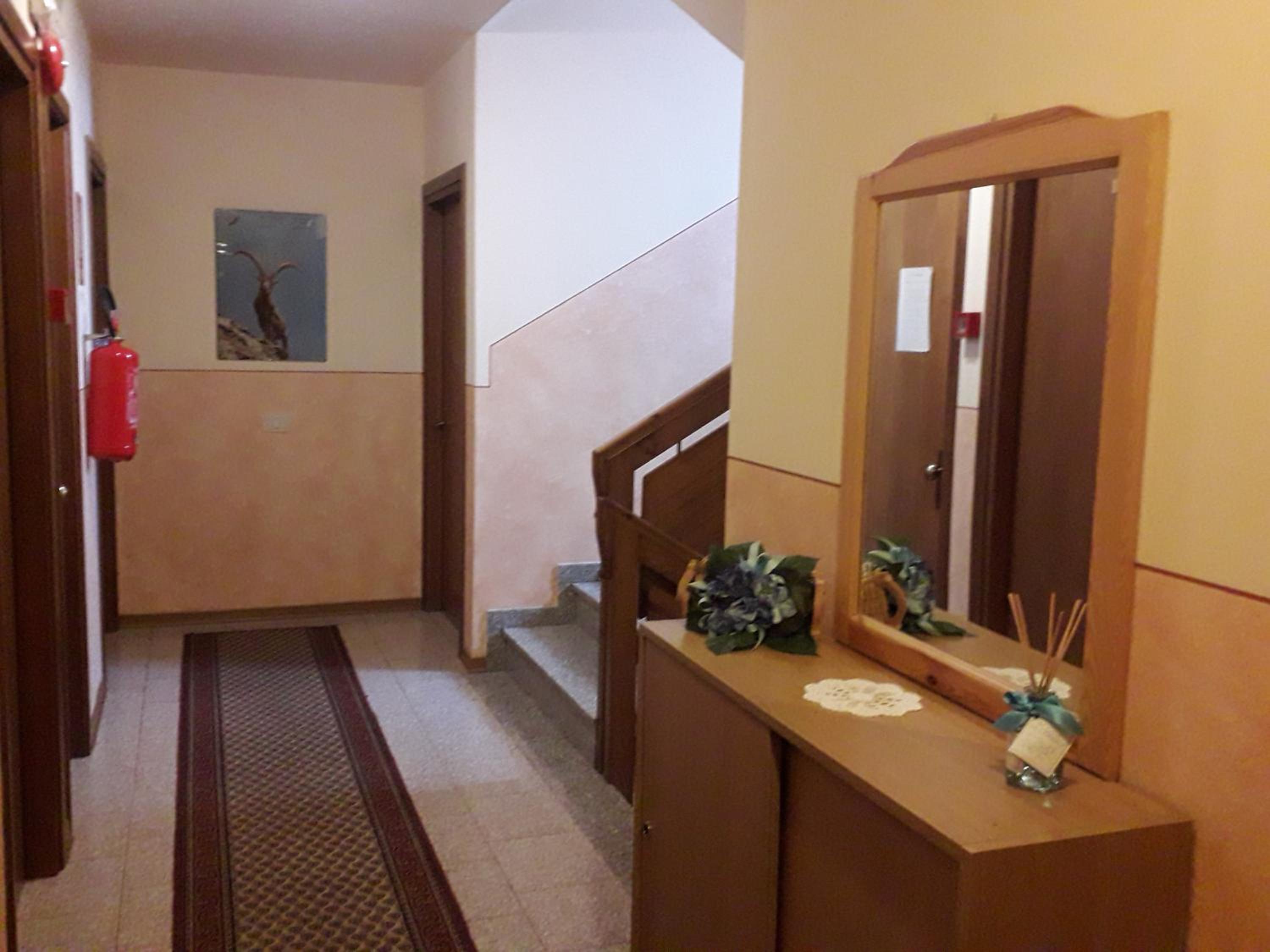 Double or Twin Room - Photo 2