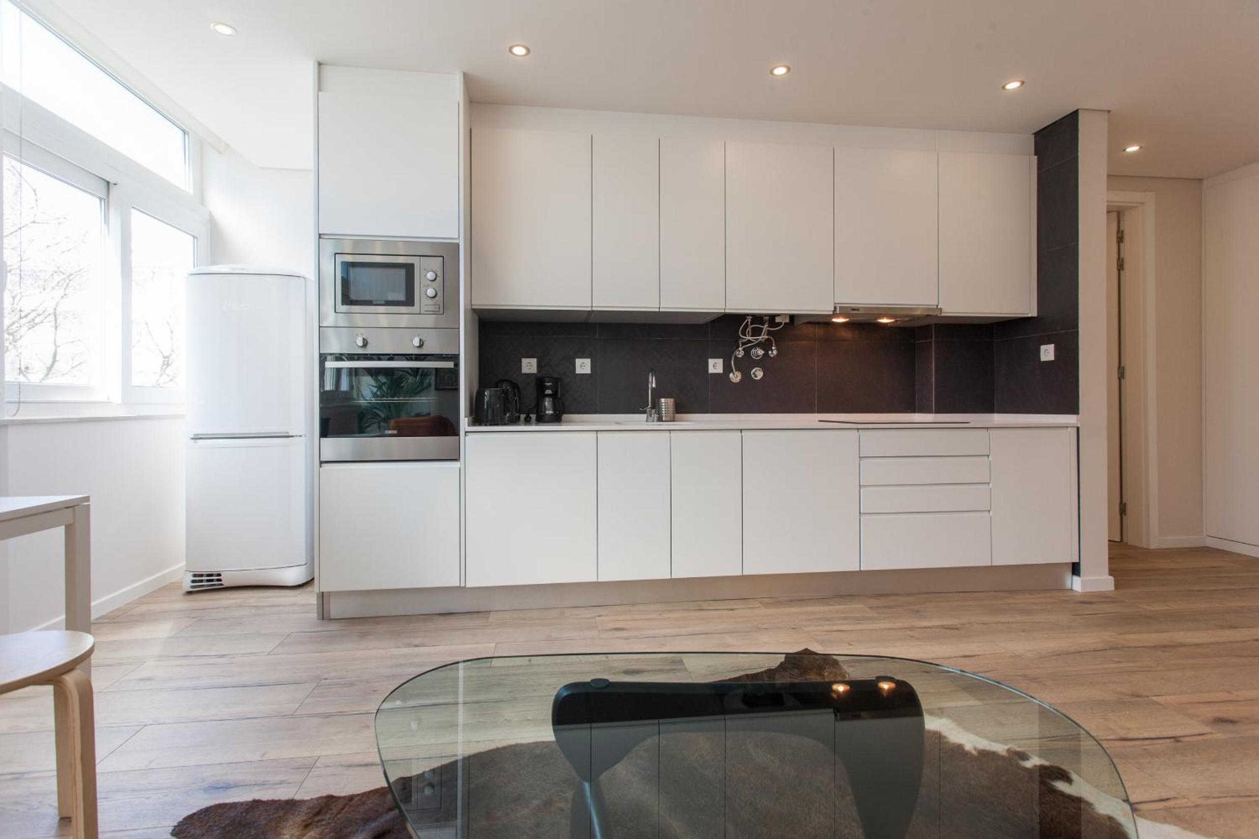 One-Bedroom Apartment - Photo 15