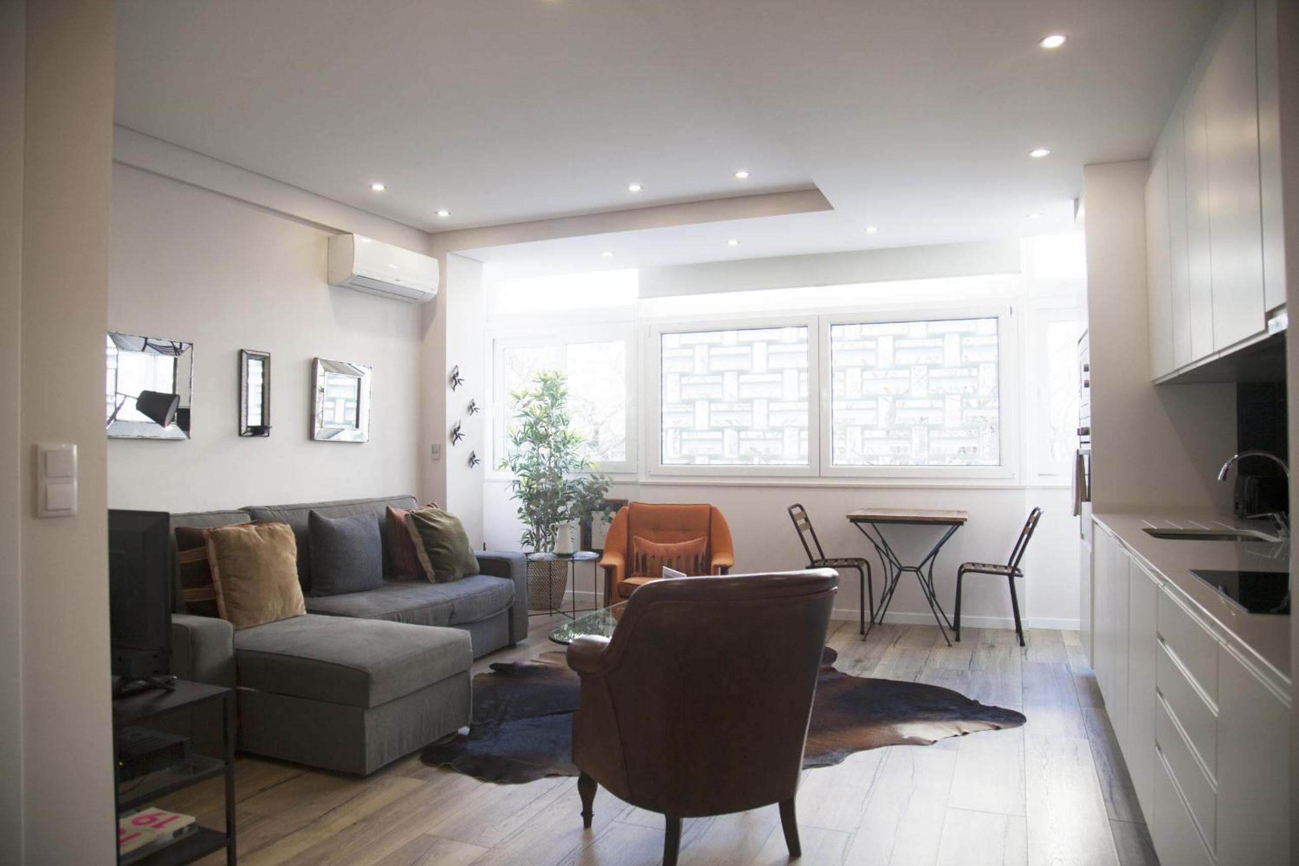 One-Bedroom Apartment - Photo 5