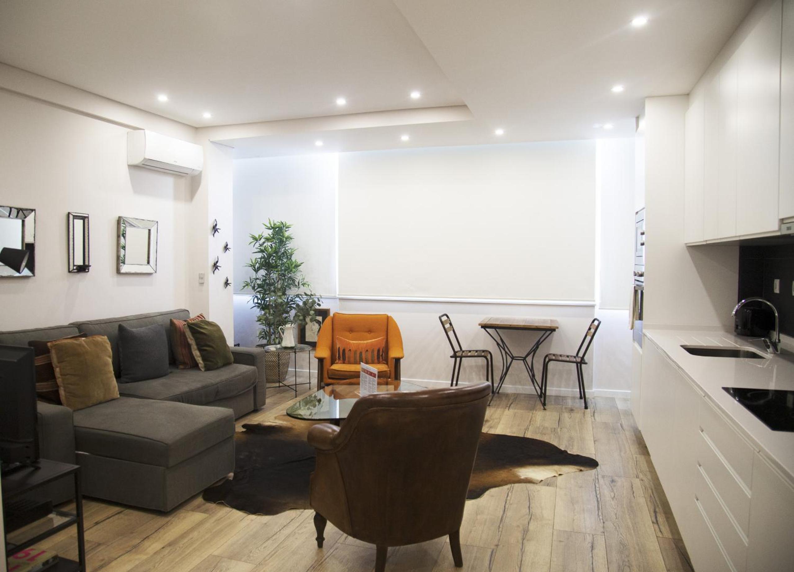 One-Bedroom Apartment - Photo 7