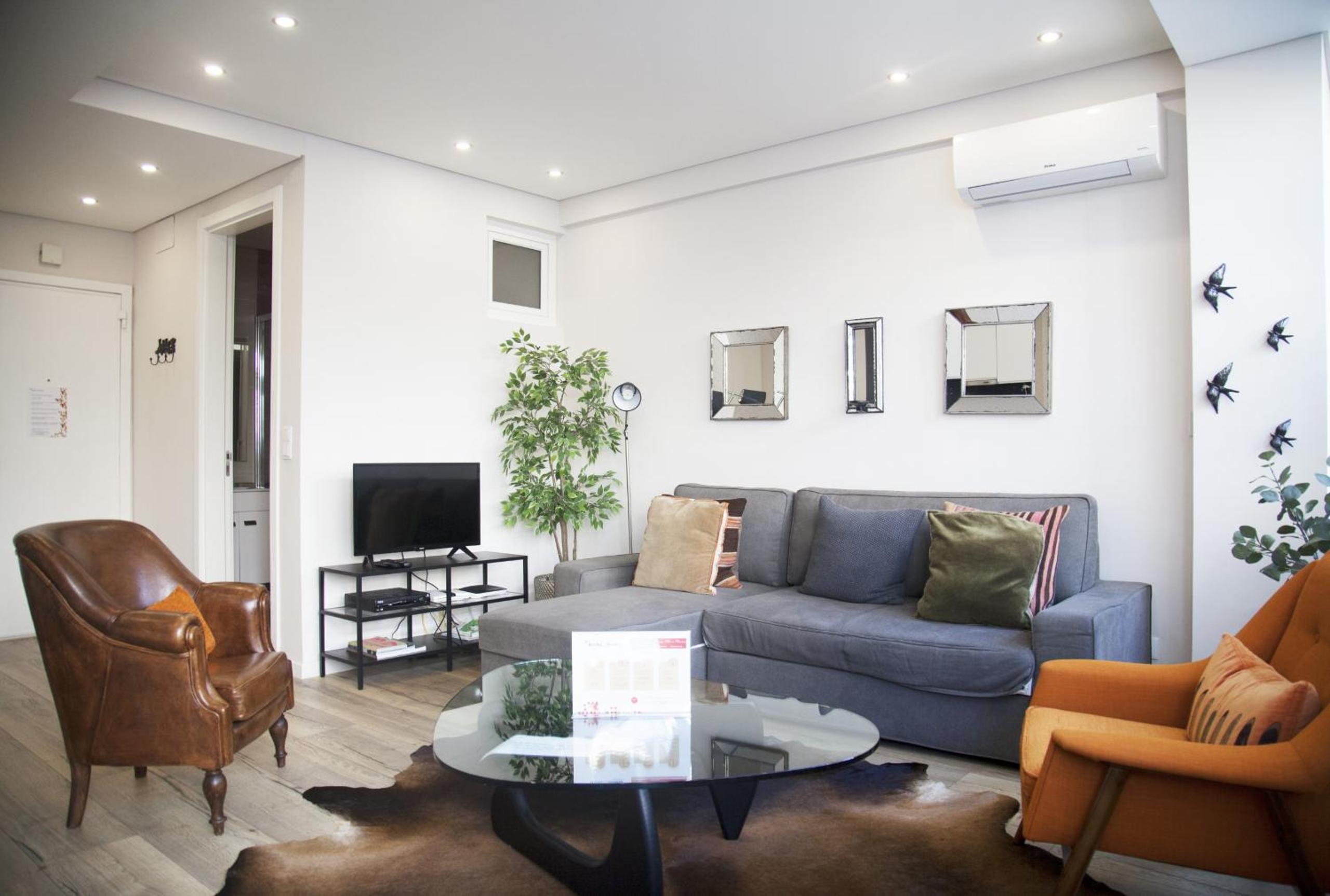 One-Bedroom Apartment - Photo 16