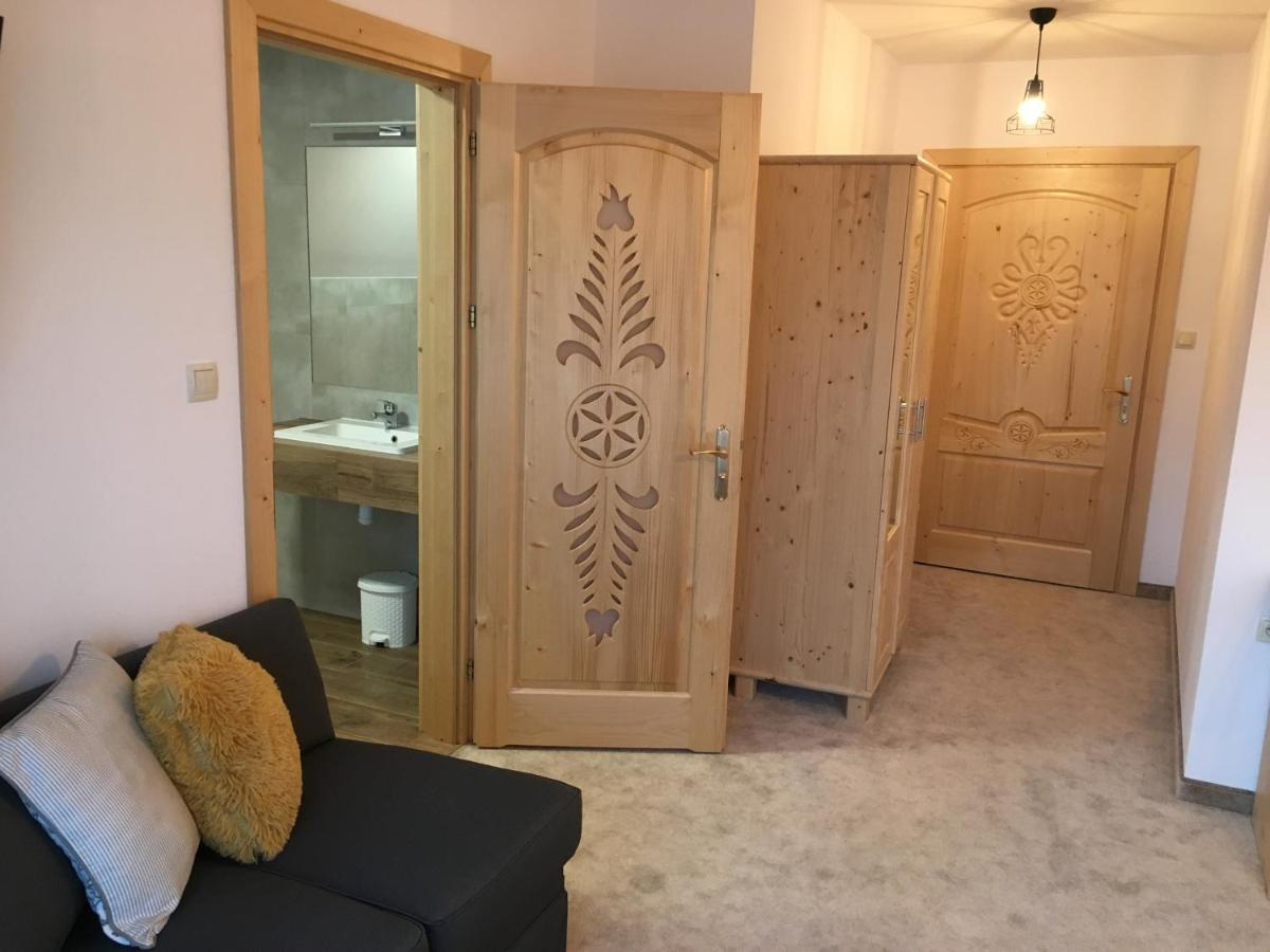Deluxe Suite with Spa Bath - Photo 4