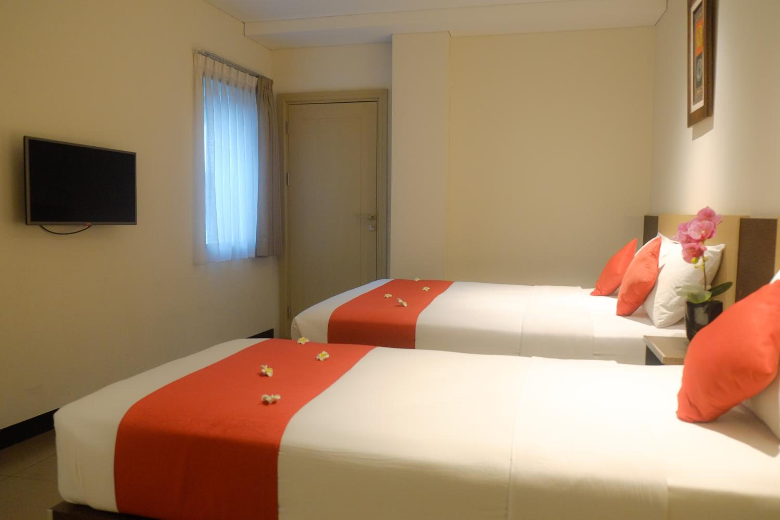 Executive Triple Room - Room Only - Photo 4