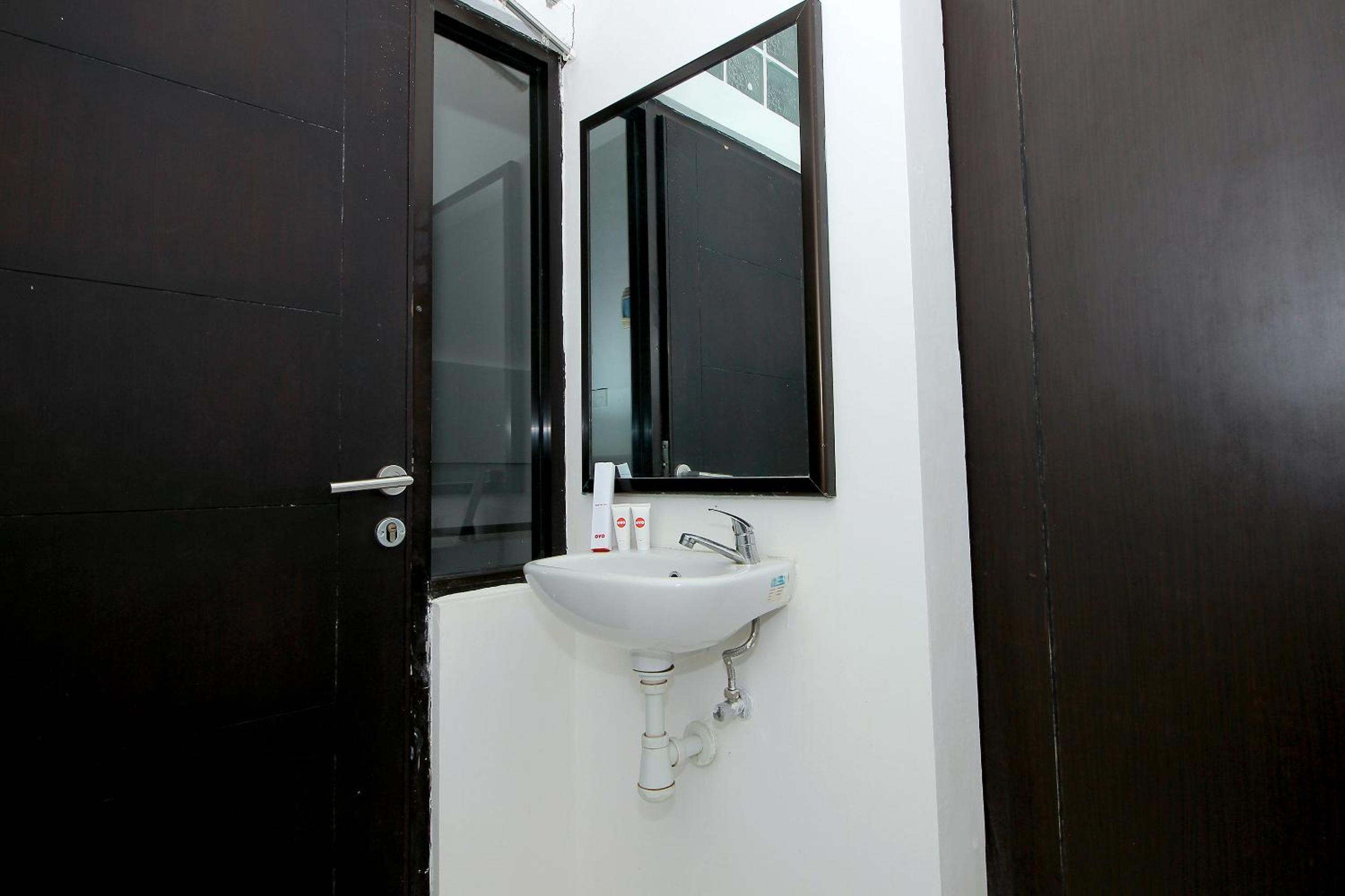 Standard Single Room photo 3