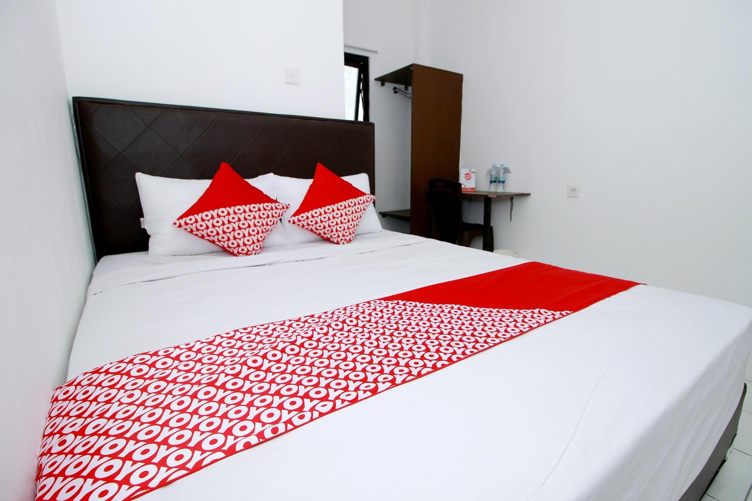 Standard Double Room - Photo 3