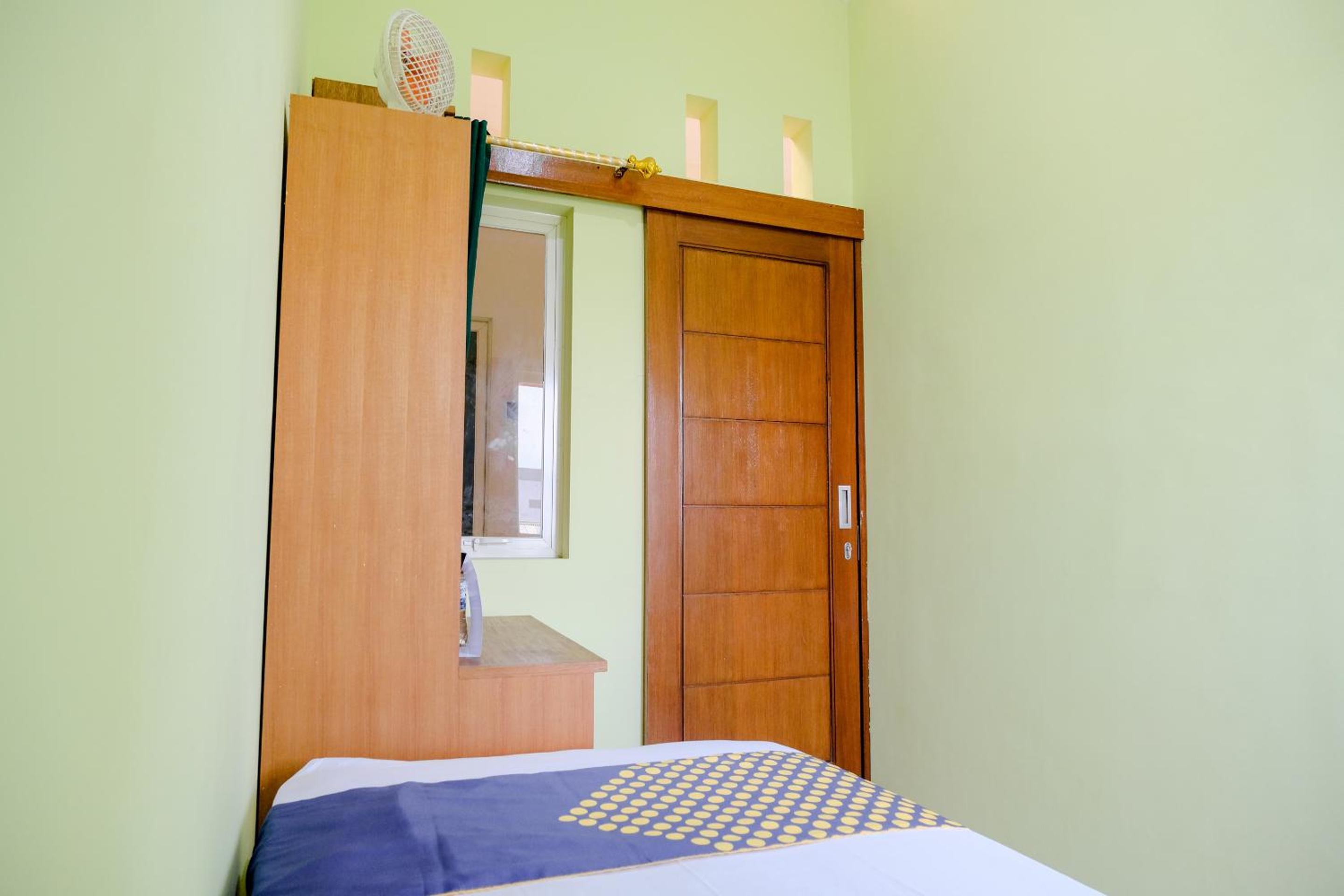 Budget Single Room photo 1