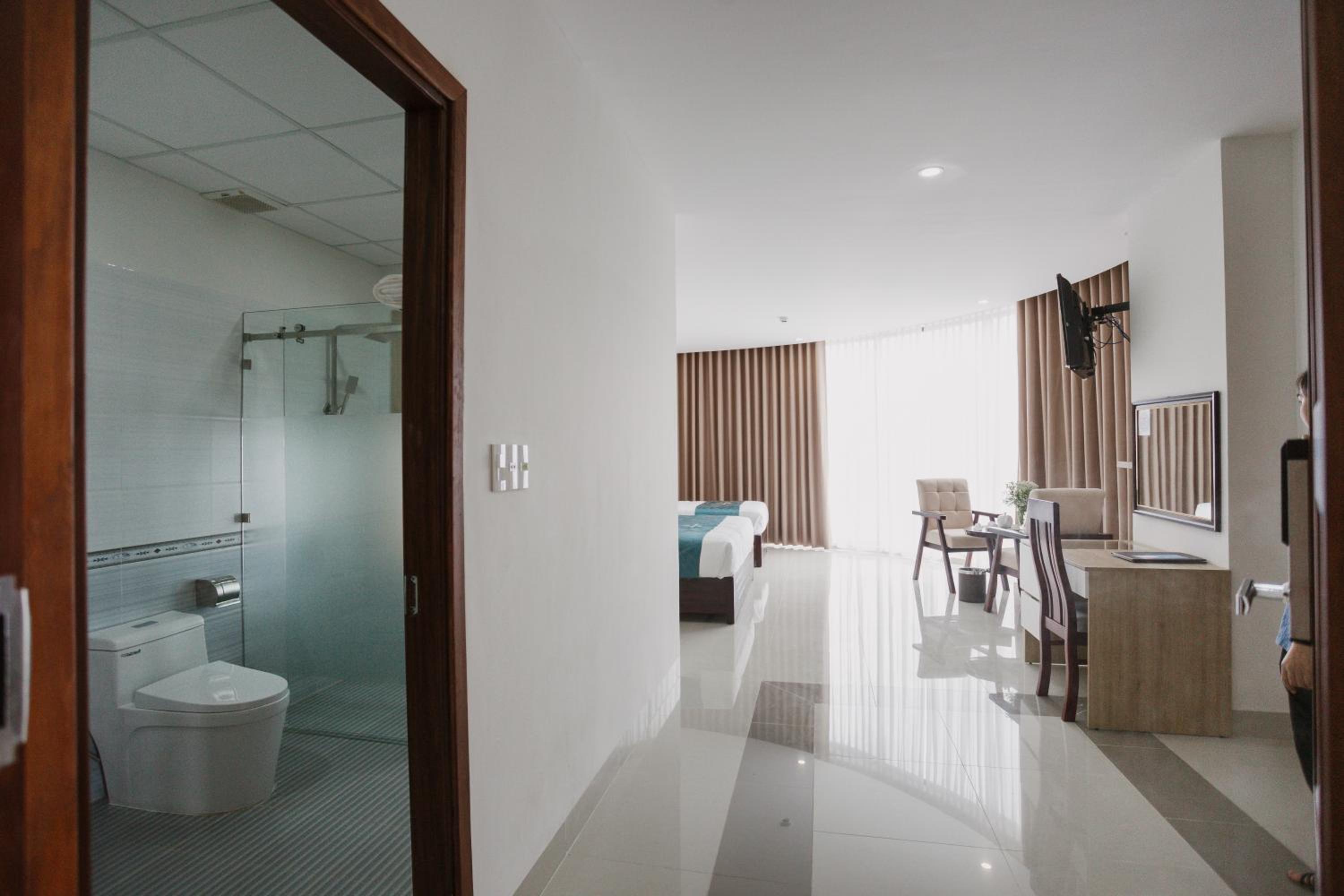 Suite with City View photo 3