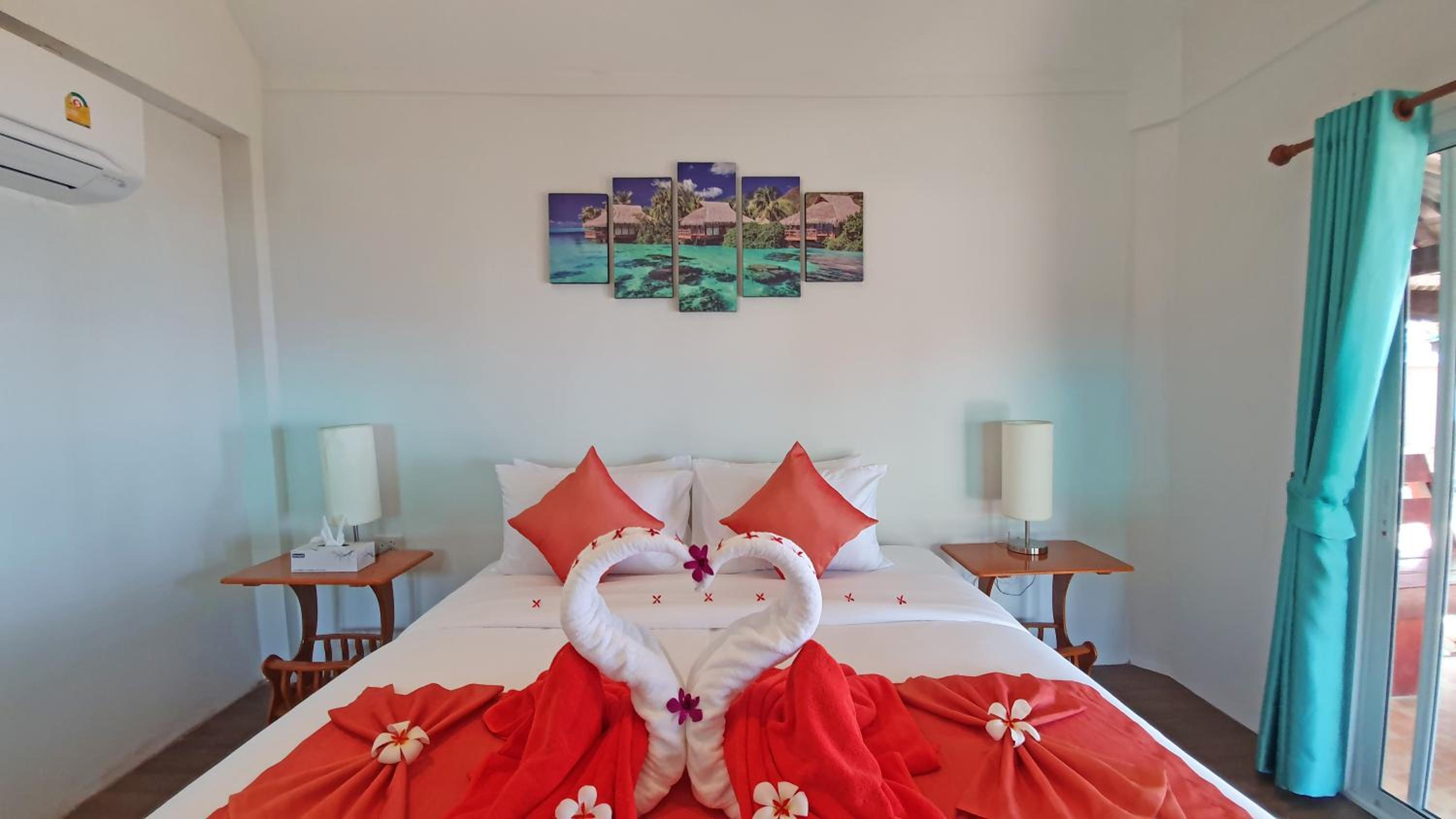 Double Room with Sea View - Photo 2