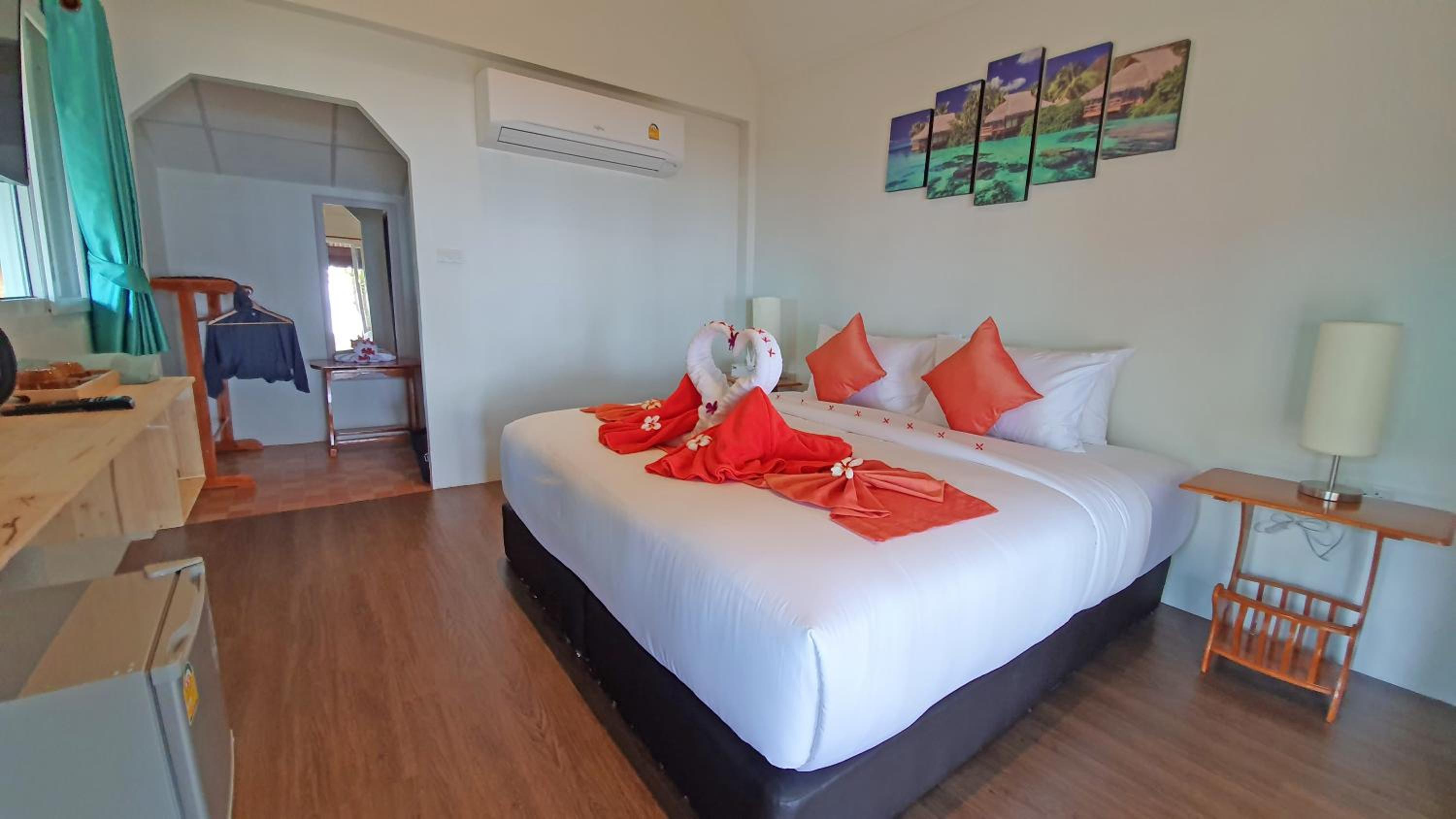 Double Room with Sea View - Photo 8