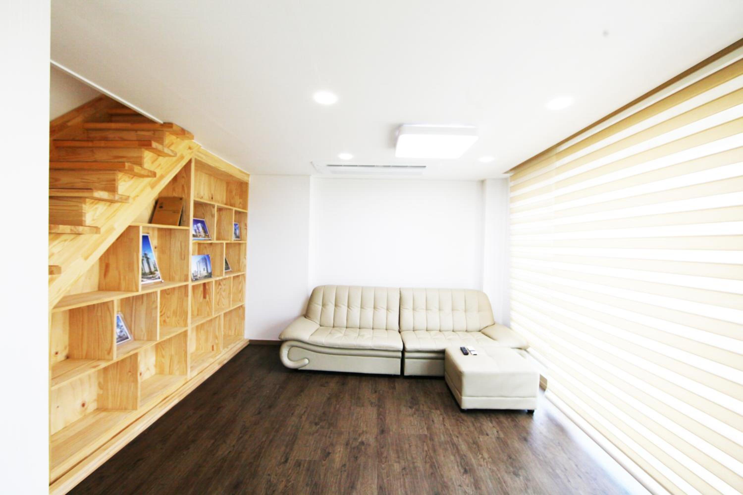 Three-Bedroom House photo 1